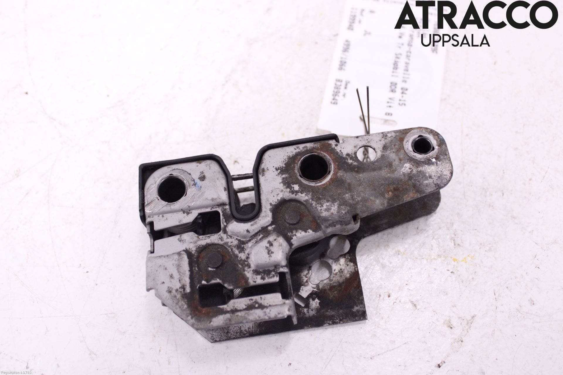 Volkswagen VW TRANSP/CARAVELLE (T5) 04-15 Huvlås