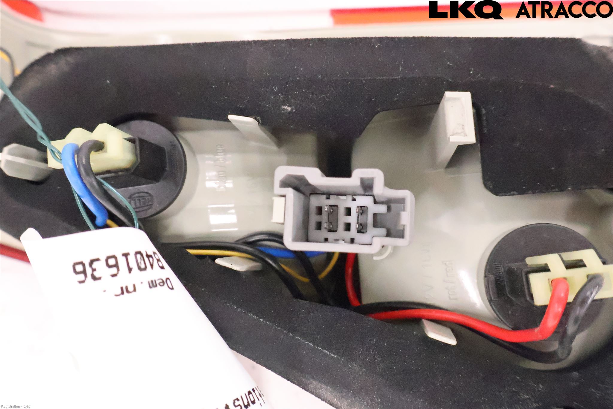 Volvo XC70 08-13 Bakljus Lucka Vä