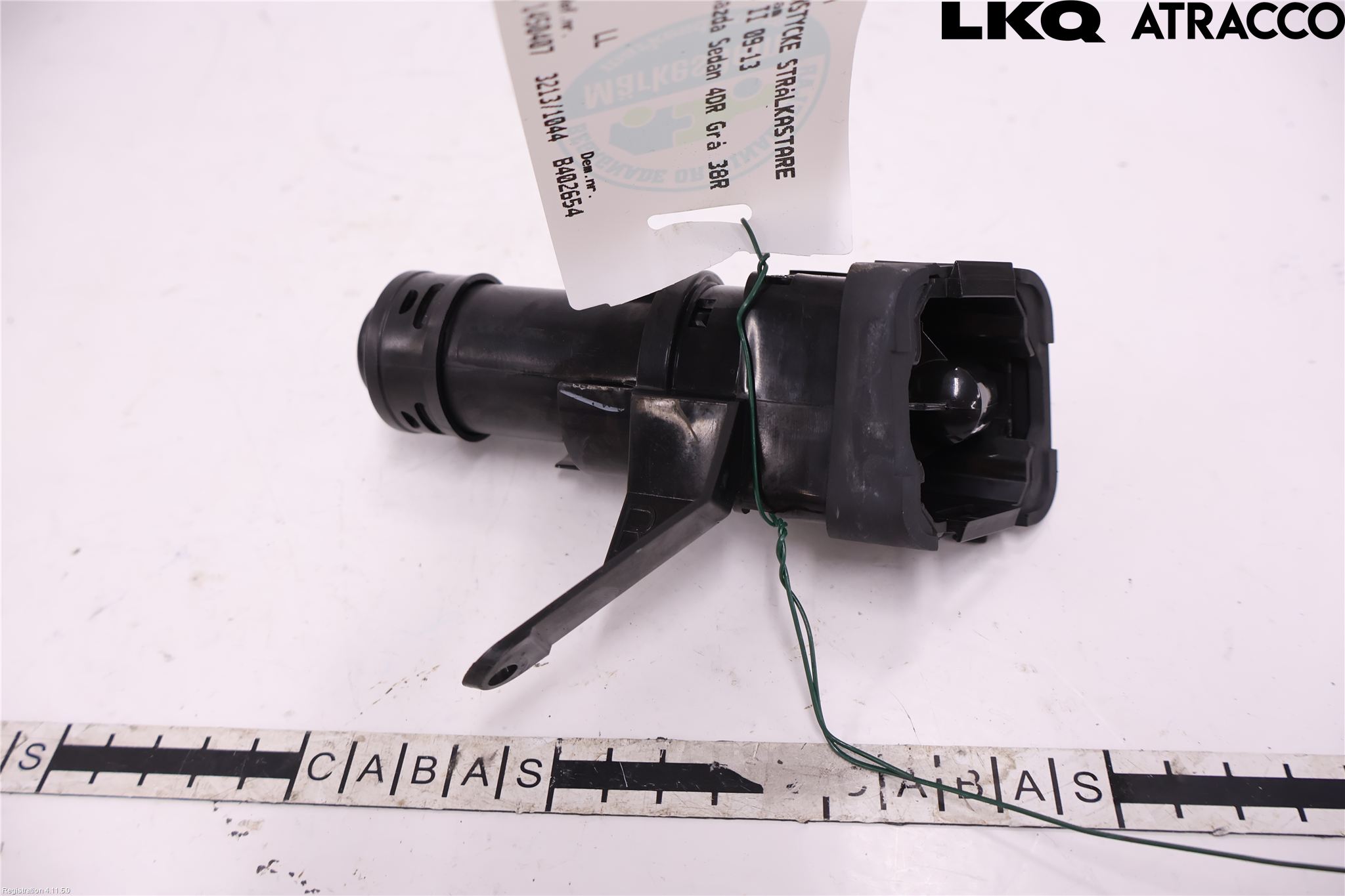 Mazda 3 II 09-13 Spolarmunstycke Strålkastare