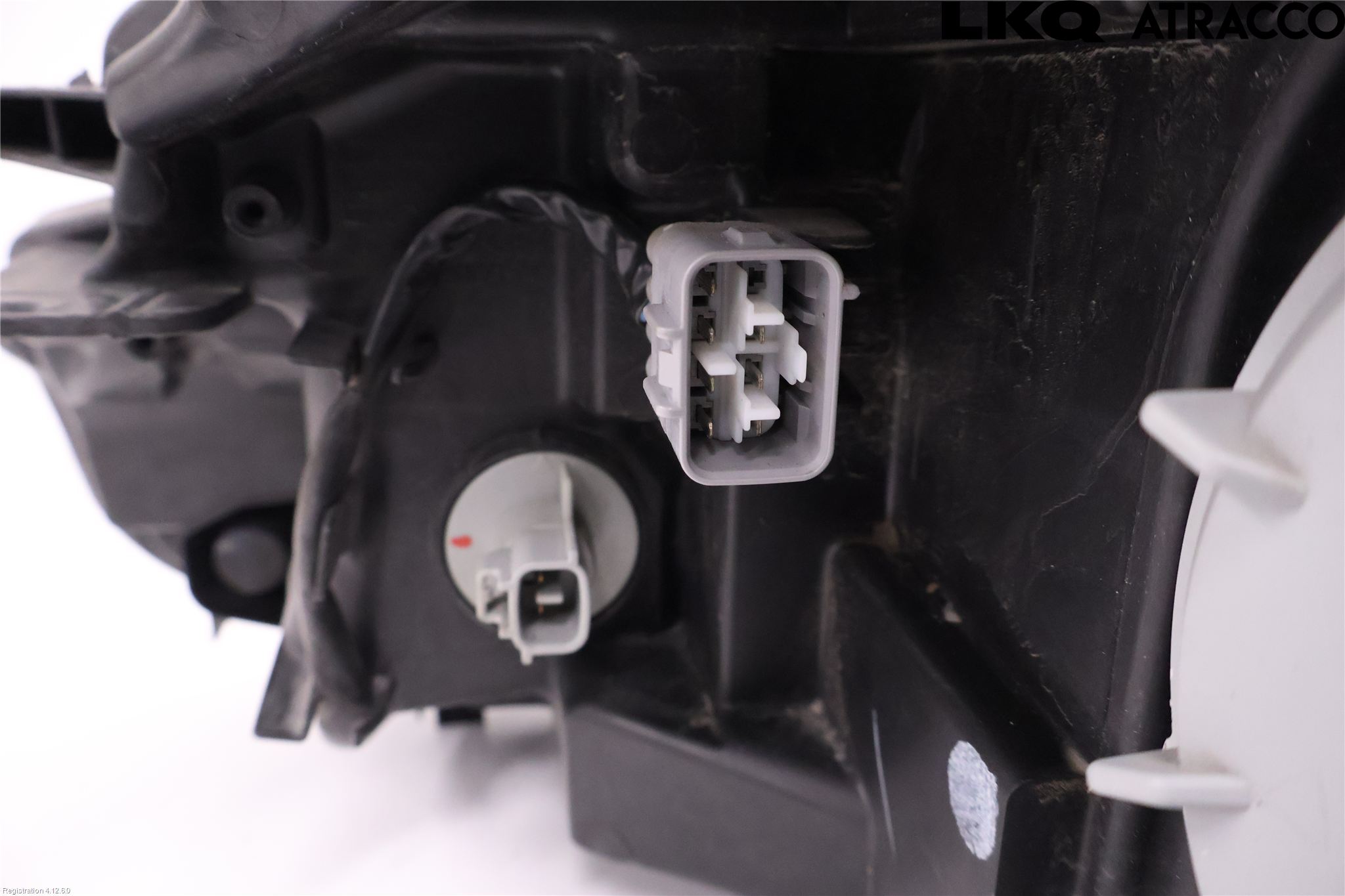 Toyota YARIS XP130 12-14 Strålkastare Höger