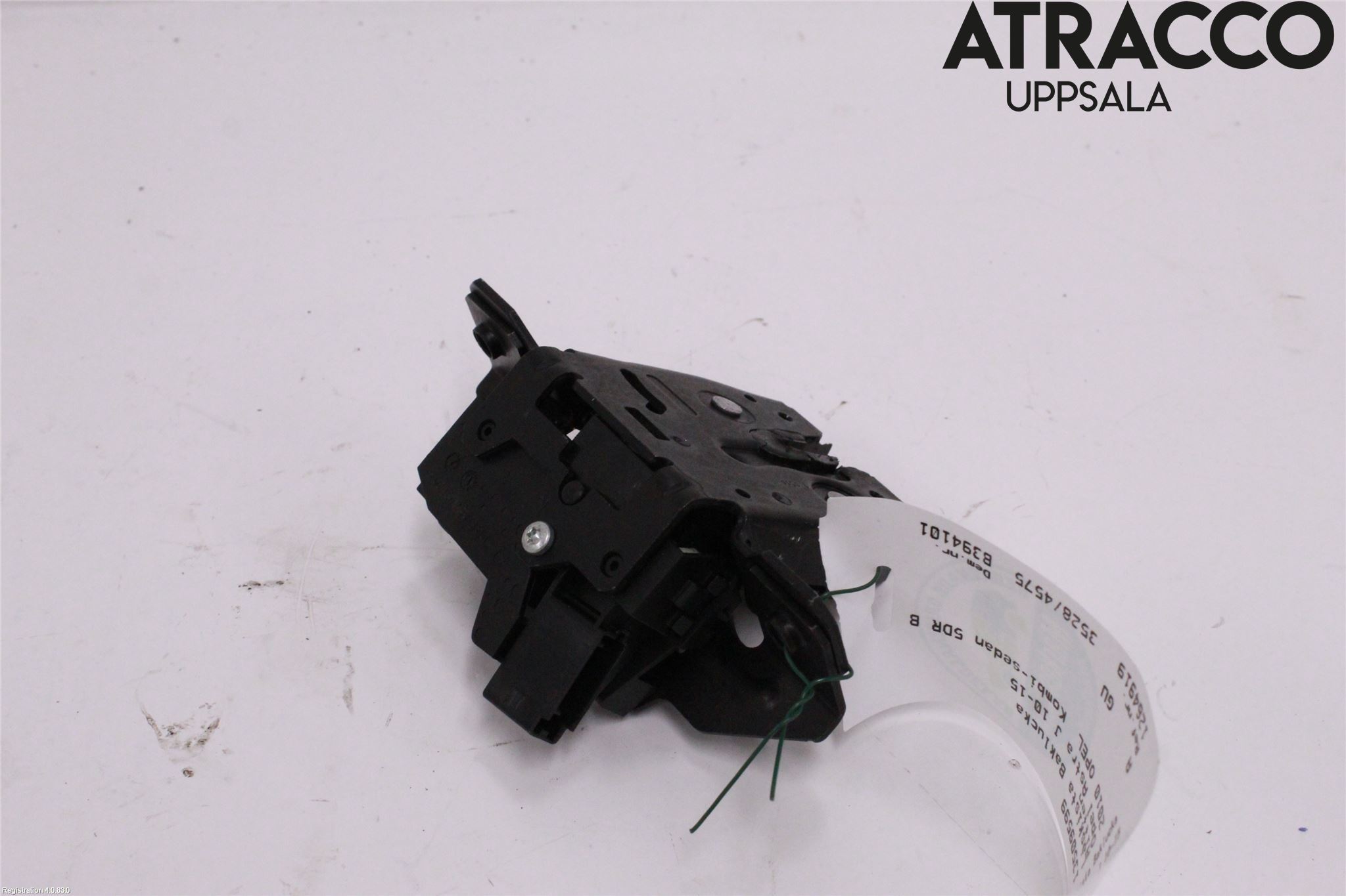 Opel ASTRA J 10-15 Låskista Baklucka