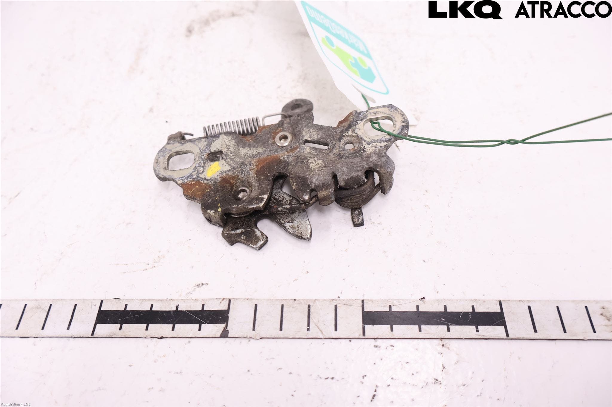 Peugeot 208 12-15 Huvlås