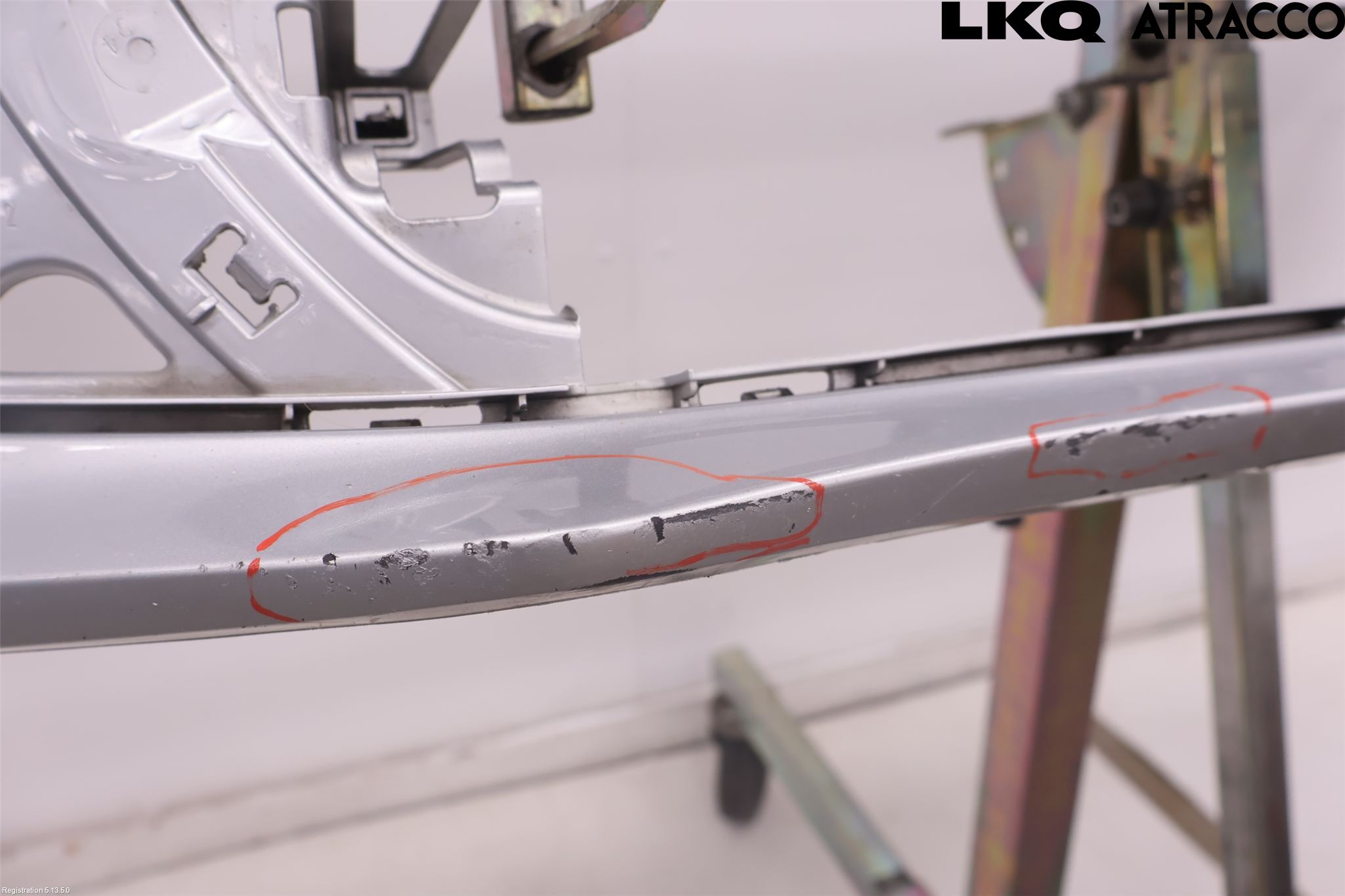 Volkswagen VW POLO 10-17 Stötfångarbeklädnad Fram