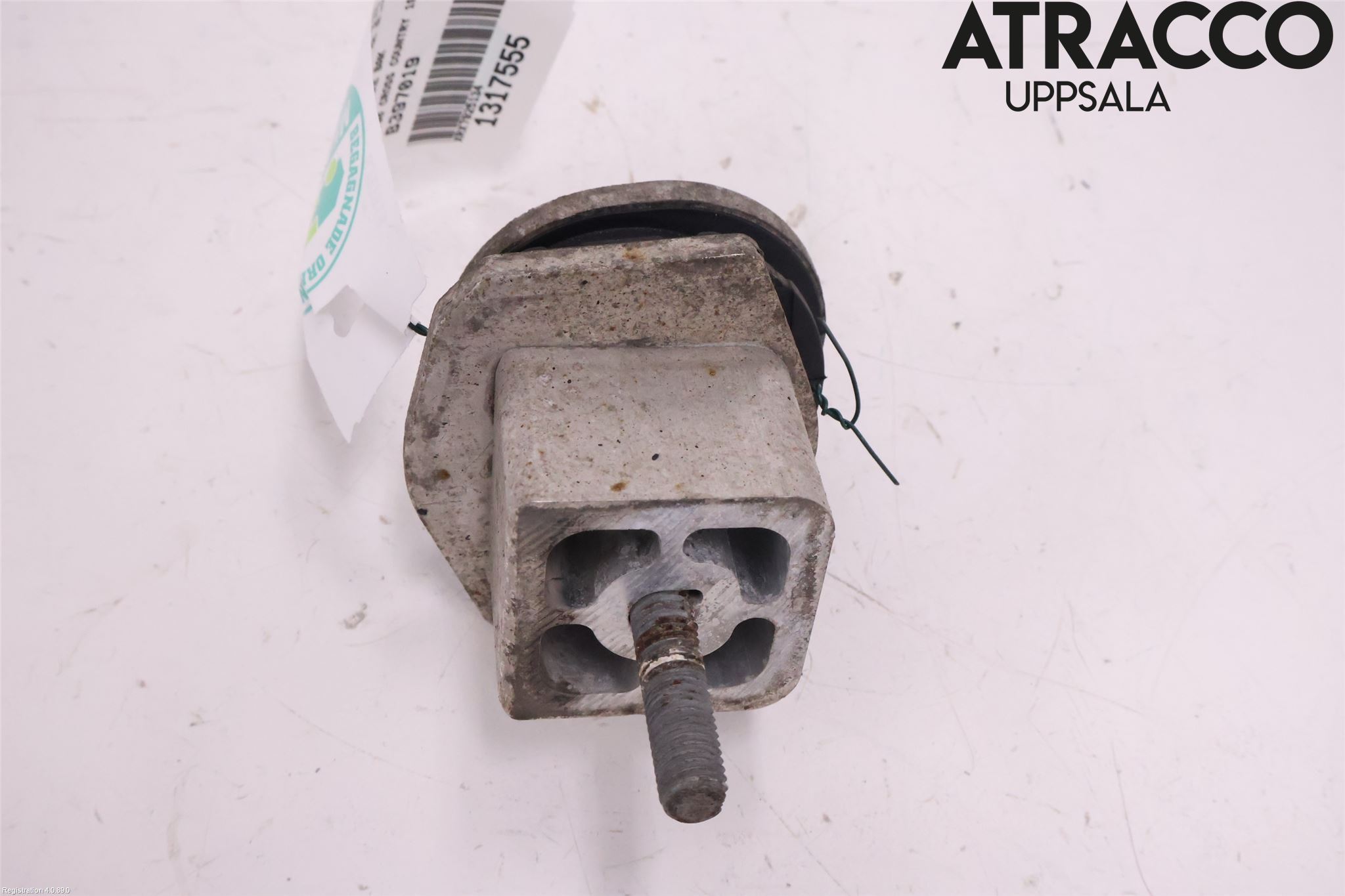 Volvo V60 CROSS COUNTRY 19- Bladfjäderhänke Bak