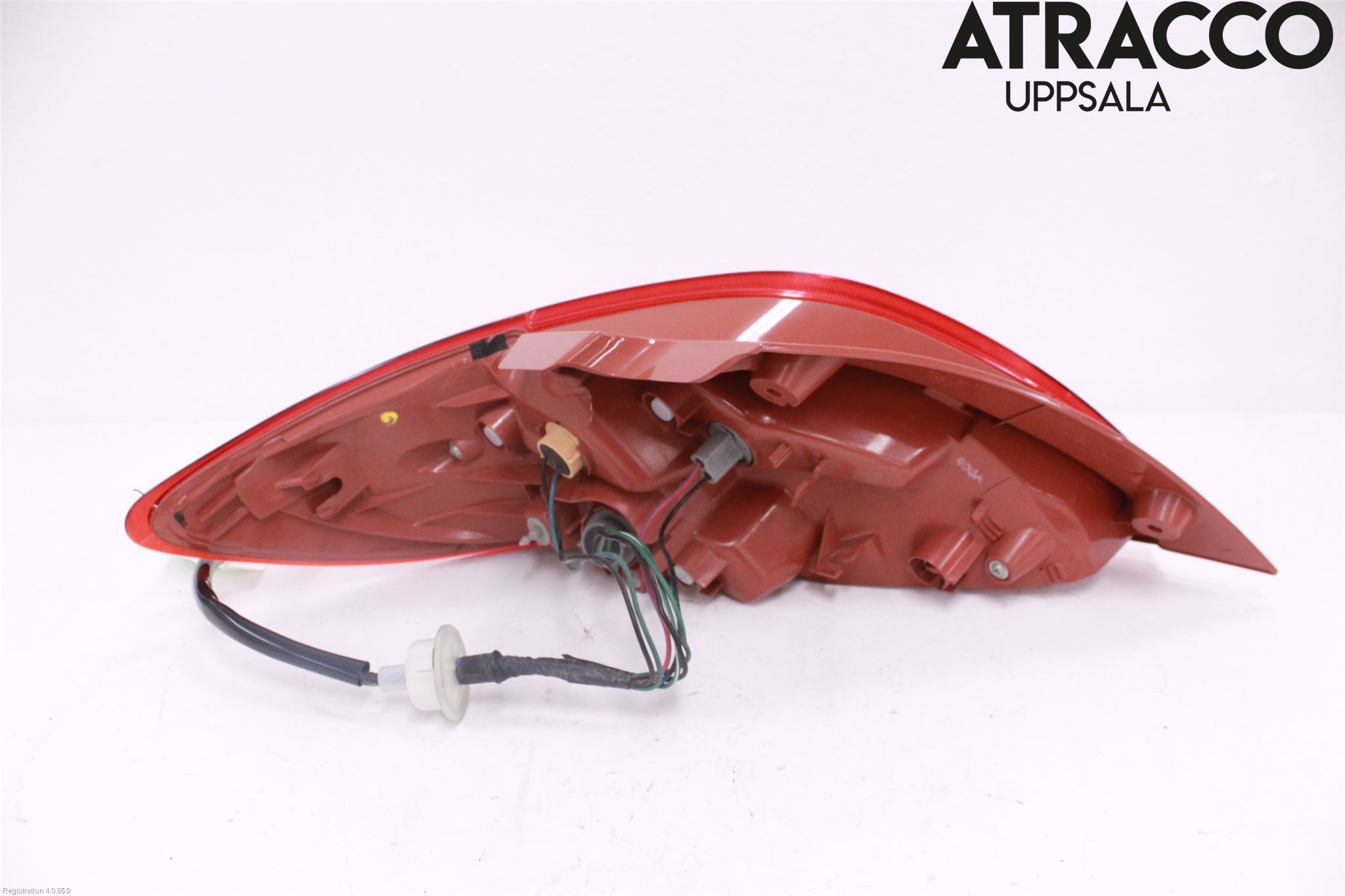 Mazda 2 (DE) 08-15 Bakljus Höger