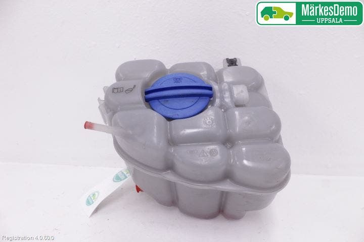 Volkswagen VW TOUAREG 7P 11-18 Expansionstank
