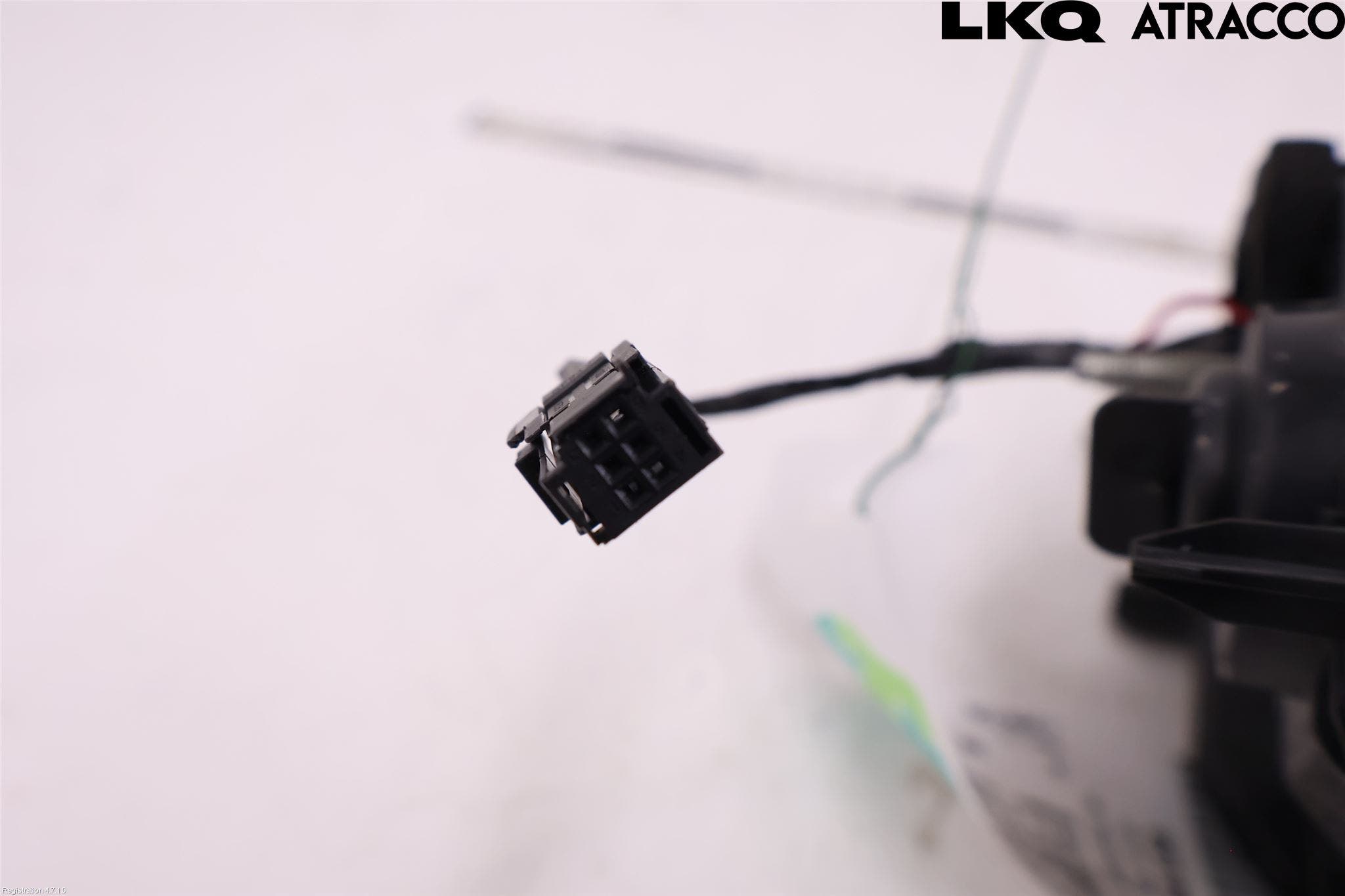 Peugeot 308 14-21 Bakljus Lucka Hö