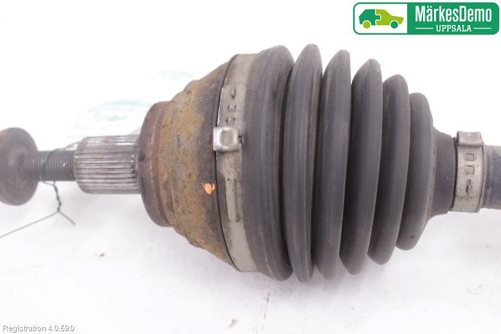 Volkswagen VW GOLF / E-GOLF VII 13-20 Drivaxel Fram Höger