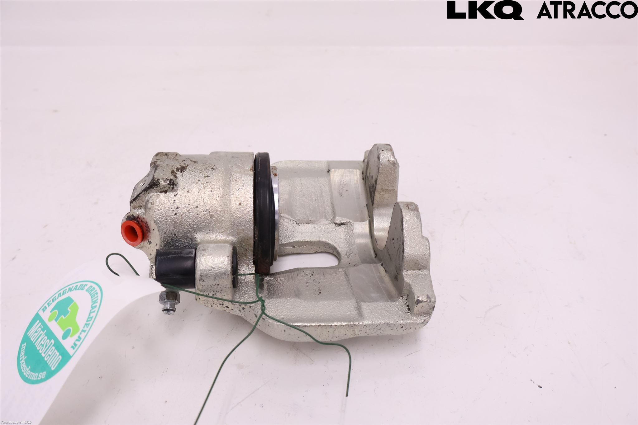 Volkswagen VW PASSAT 01-05 Bromsok Fram Höger