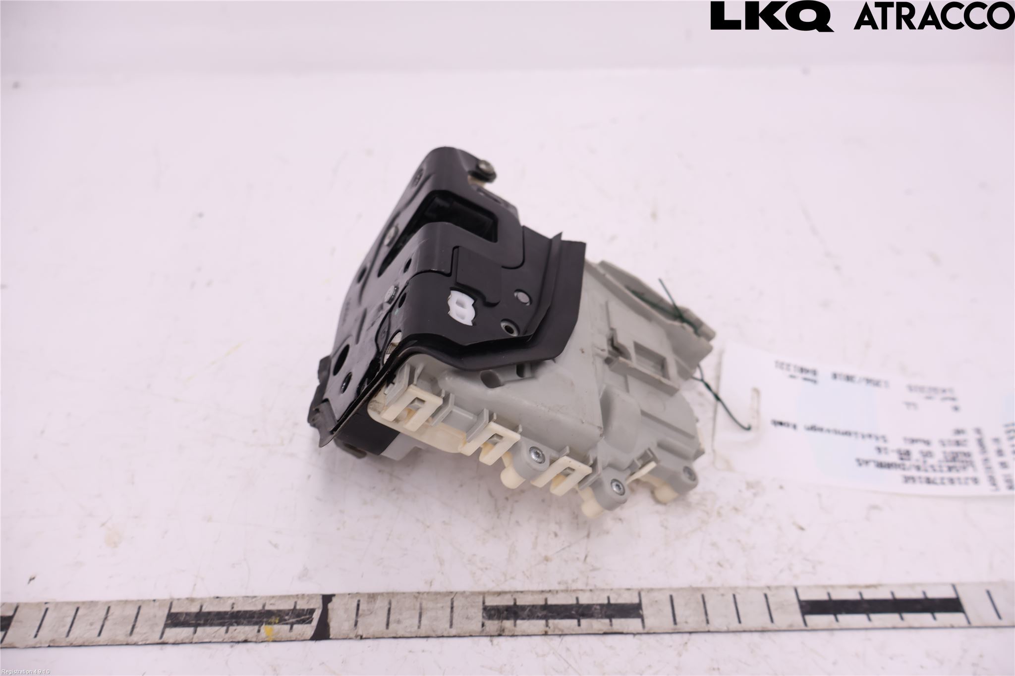 Audi Q5 09-16 Låskista-Dörrlås