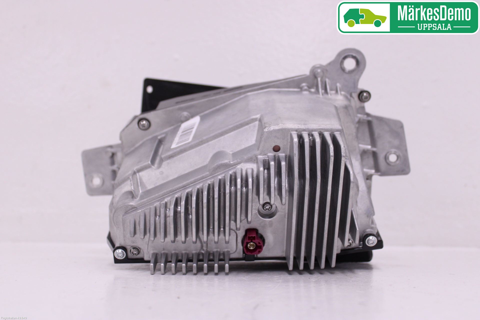 BMW 3 F30/F31/F80 12-19 Bildskärm