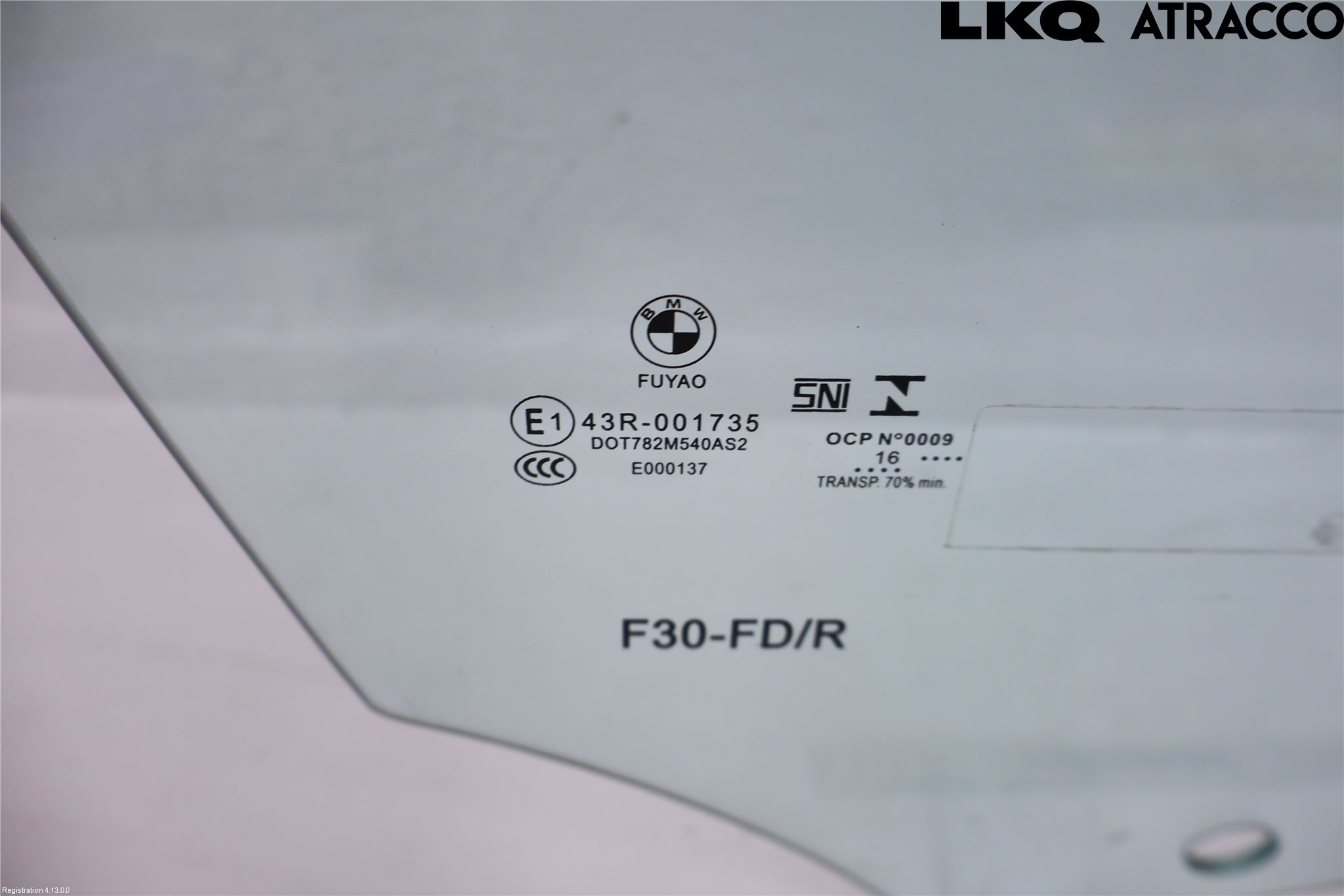 BMW 3 F30/F31/F80 12-19 Dörruta Fram Höger