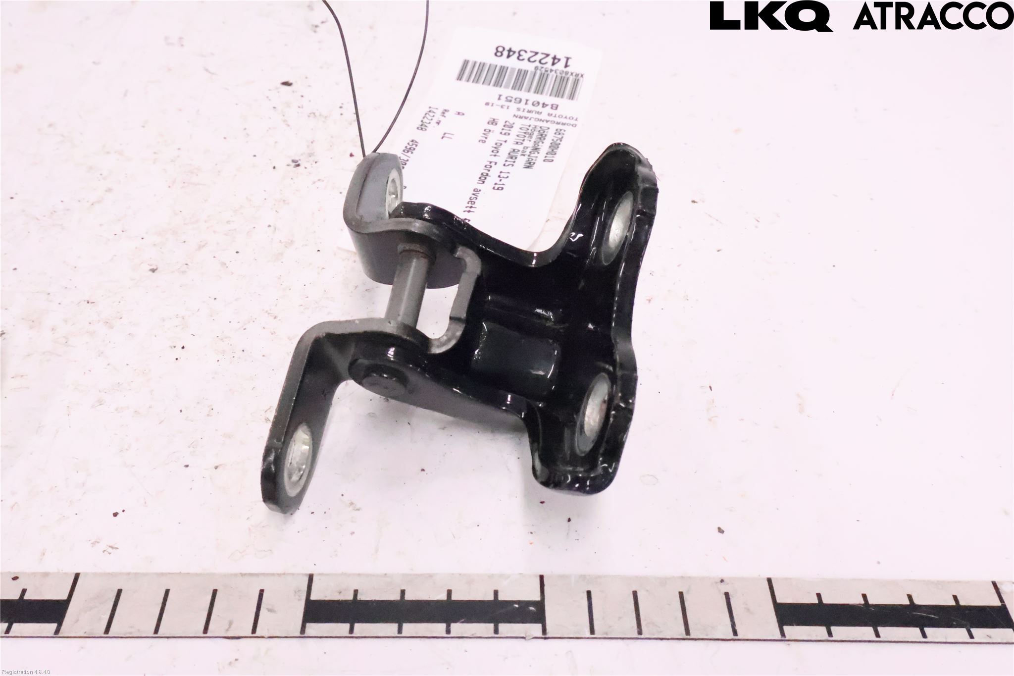 Toyota AURIS 13-19 Dörrgångjärn