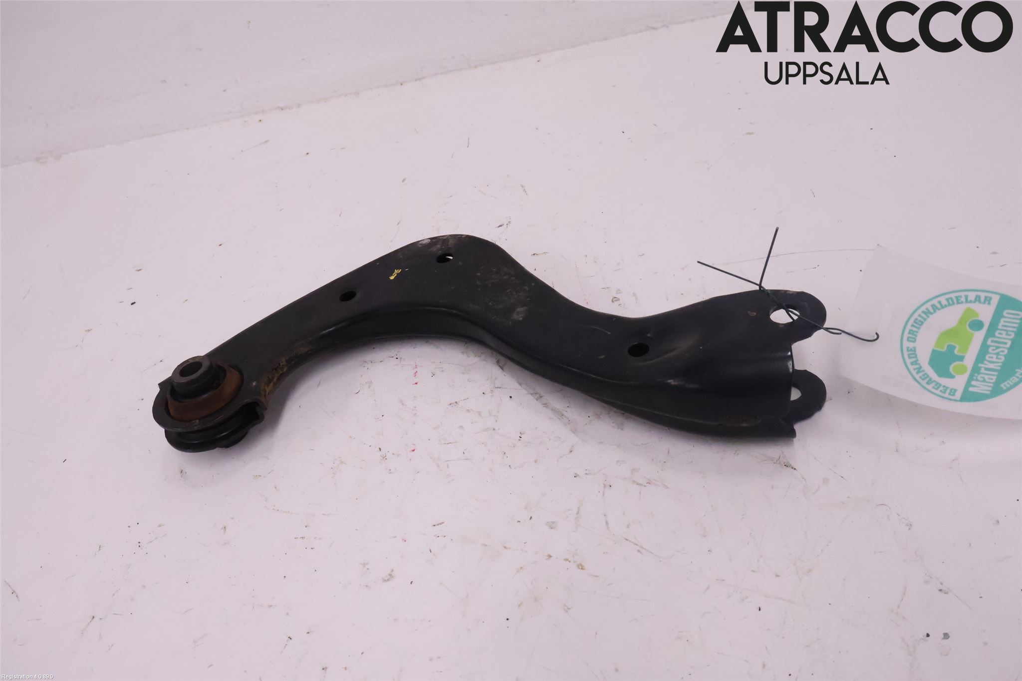 Toyota COROLLA 19- Bärarm Bak Höger