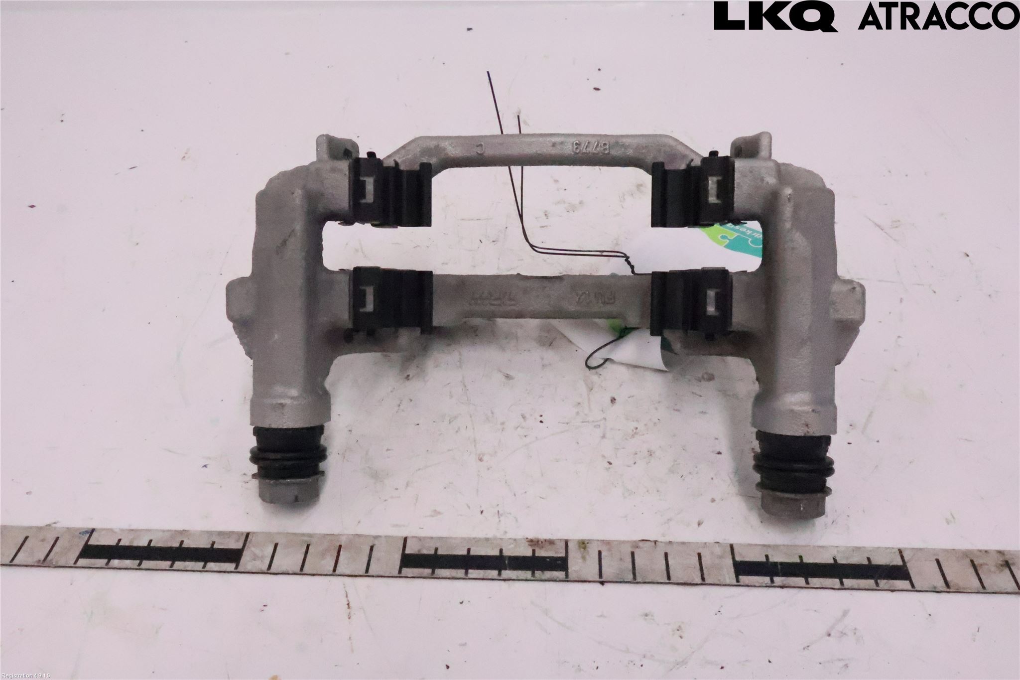 Toyota YARIS XP21 20- Bromsokshållare