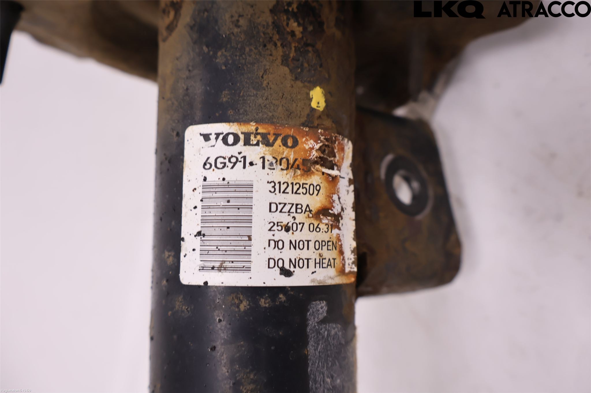 Volvo V70 08-13 Fjäderben Fram Höger