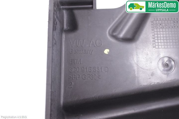 Skoda FABIA 15-21 Batterilåda-Fäste-Hållare