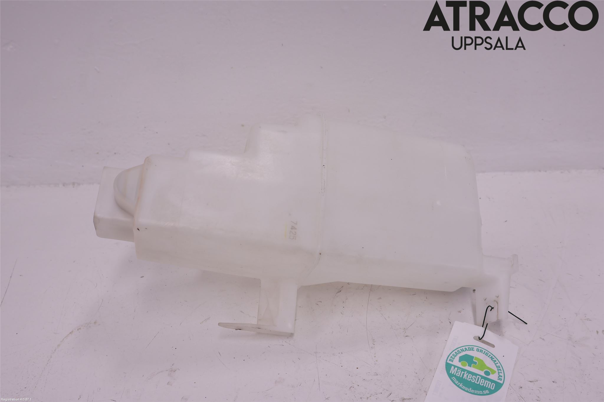 Nissan NV200/NV200 COMBI Spolartank Vindruta