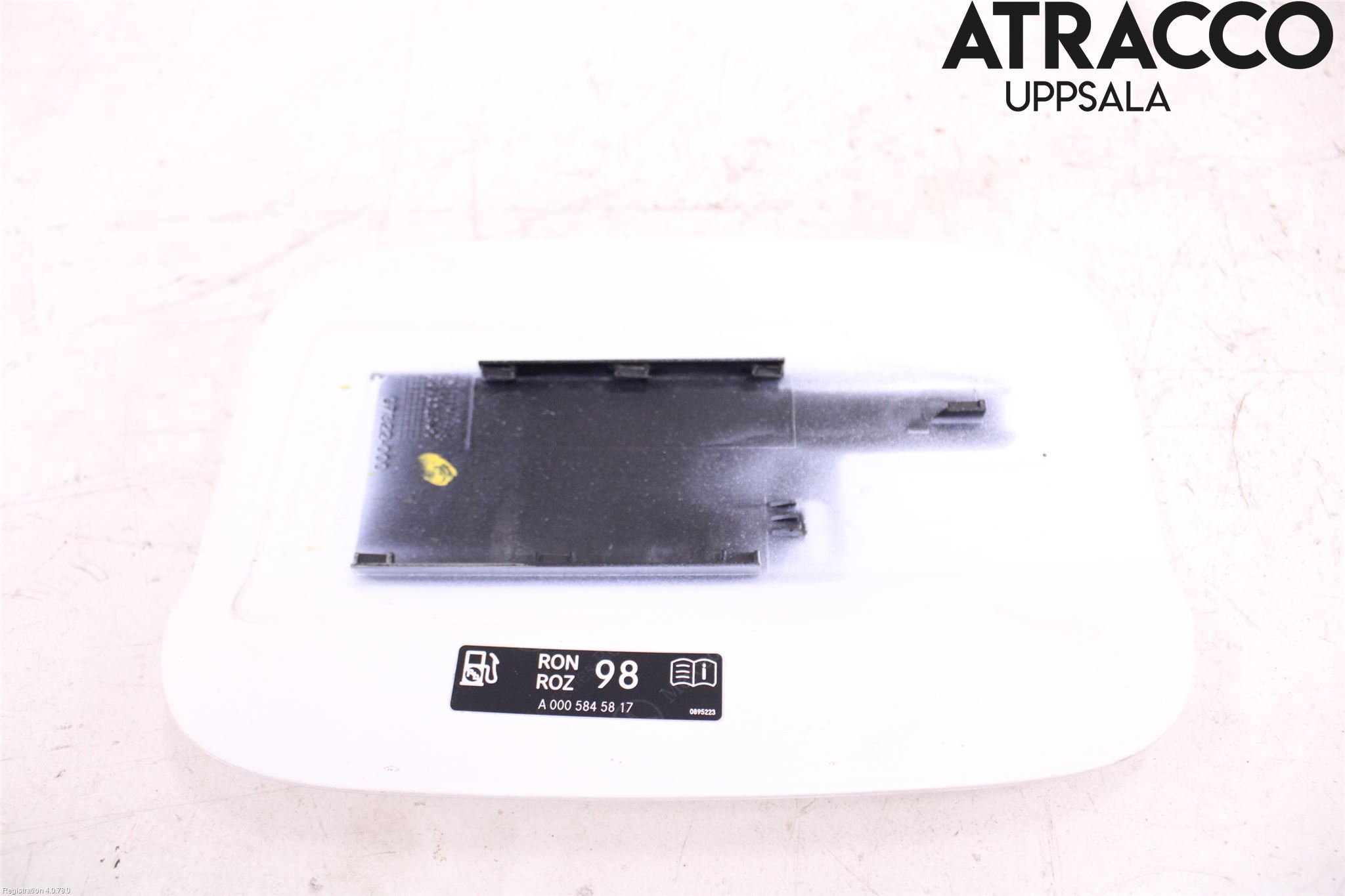 Mercedes-Benz MB C-KLASS (W204) 07-15 Tanklucka