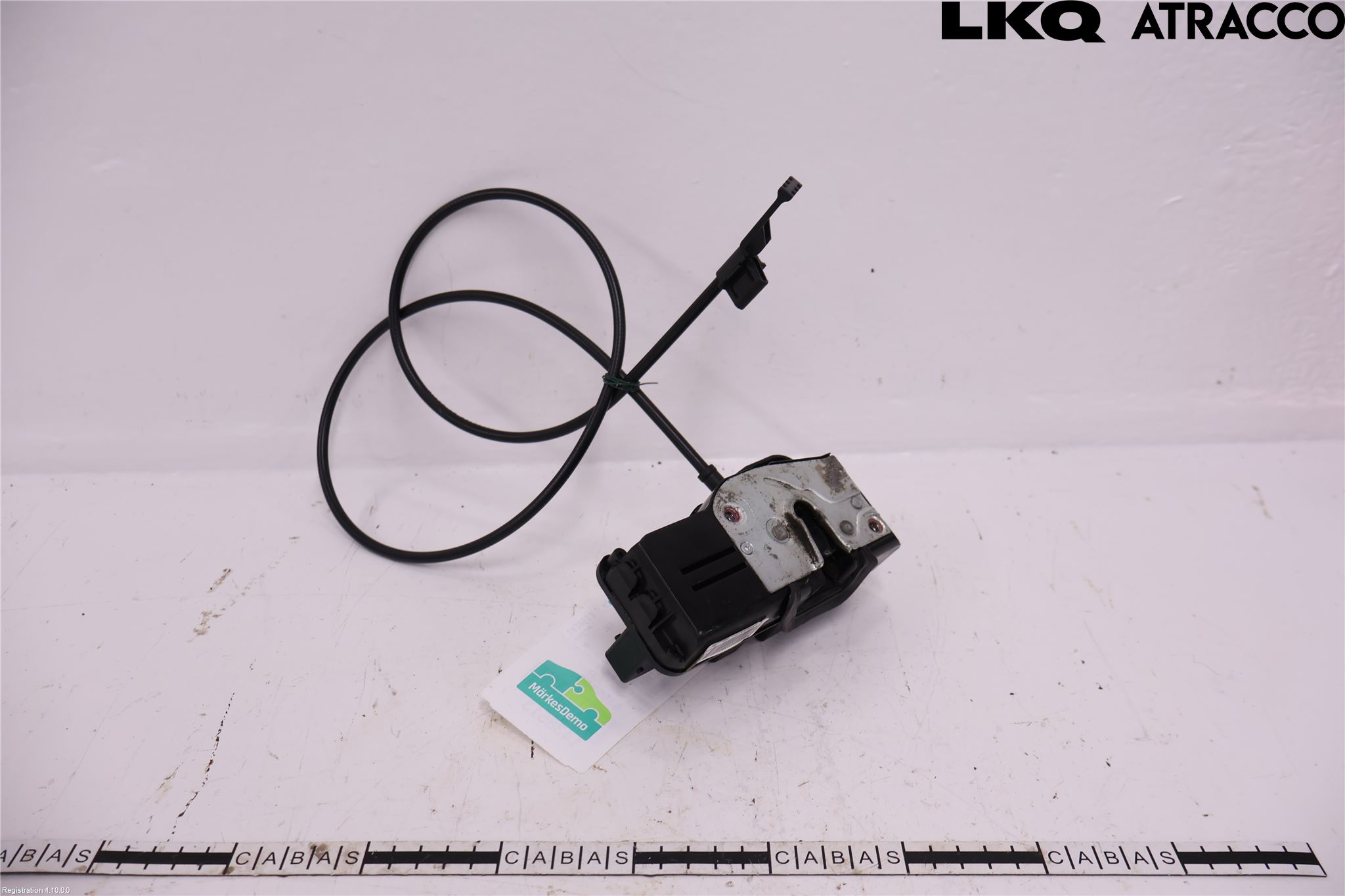 Tesla MODEL S 13- Låskista-Dörrlås