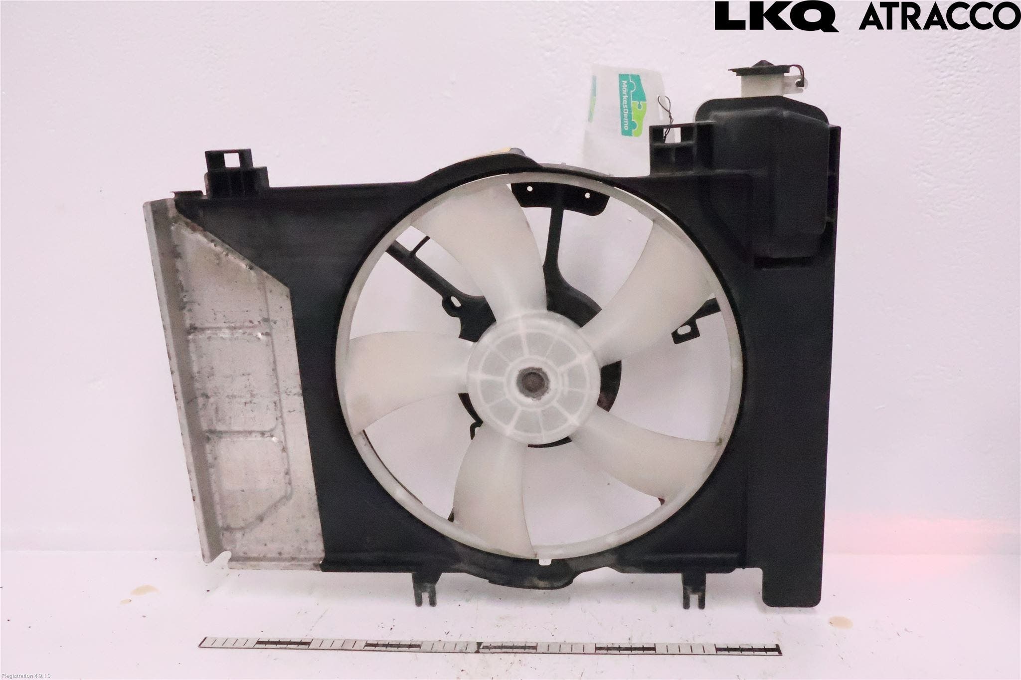 Toyota YARIS XP130 12-14 Kylfläkt El