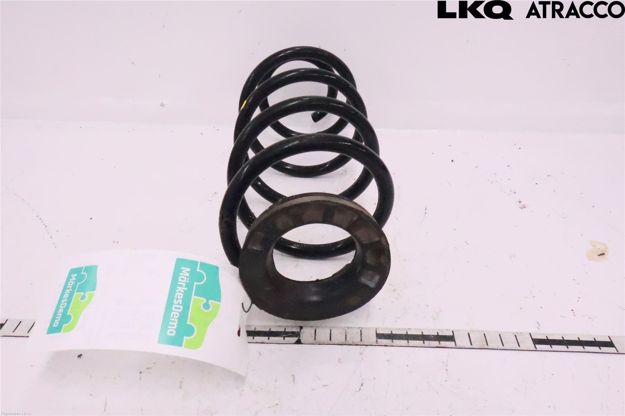 Toyota YARIS XP130 12-14 Fjäder Bak