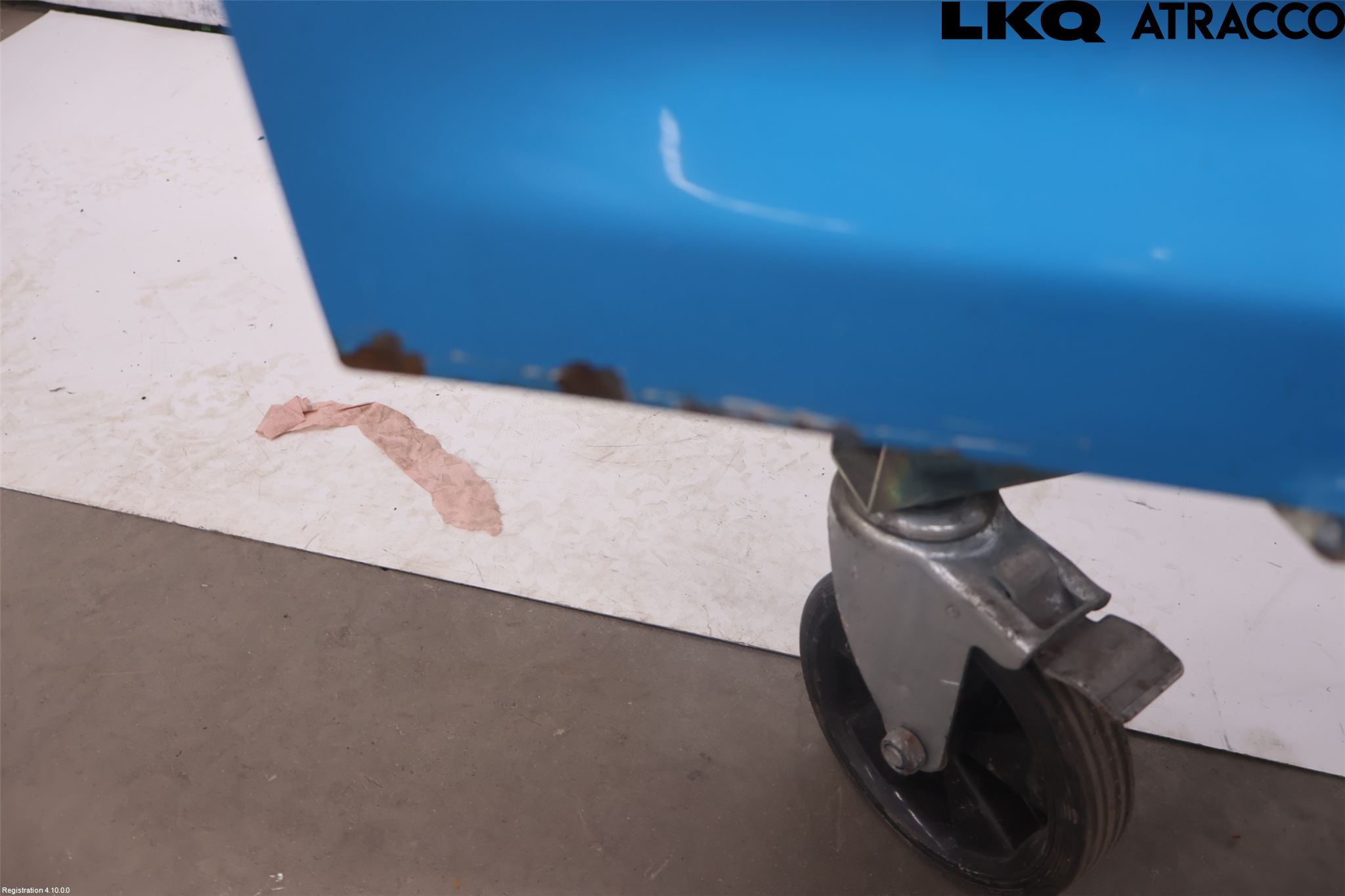 Volkswagen VW CADDY 11-15 Dörr Fram Vänster