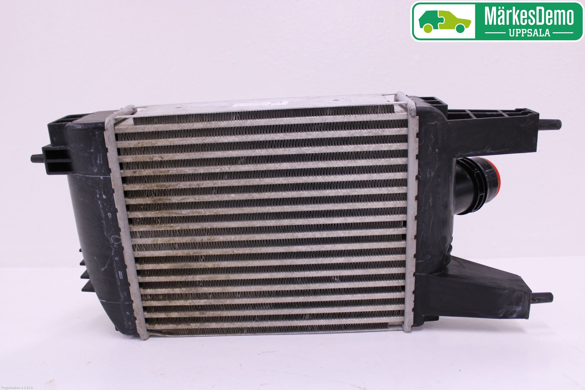Nissan PULSAR Laddluft-Intercooler Kyl
