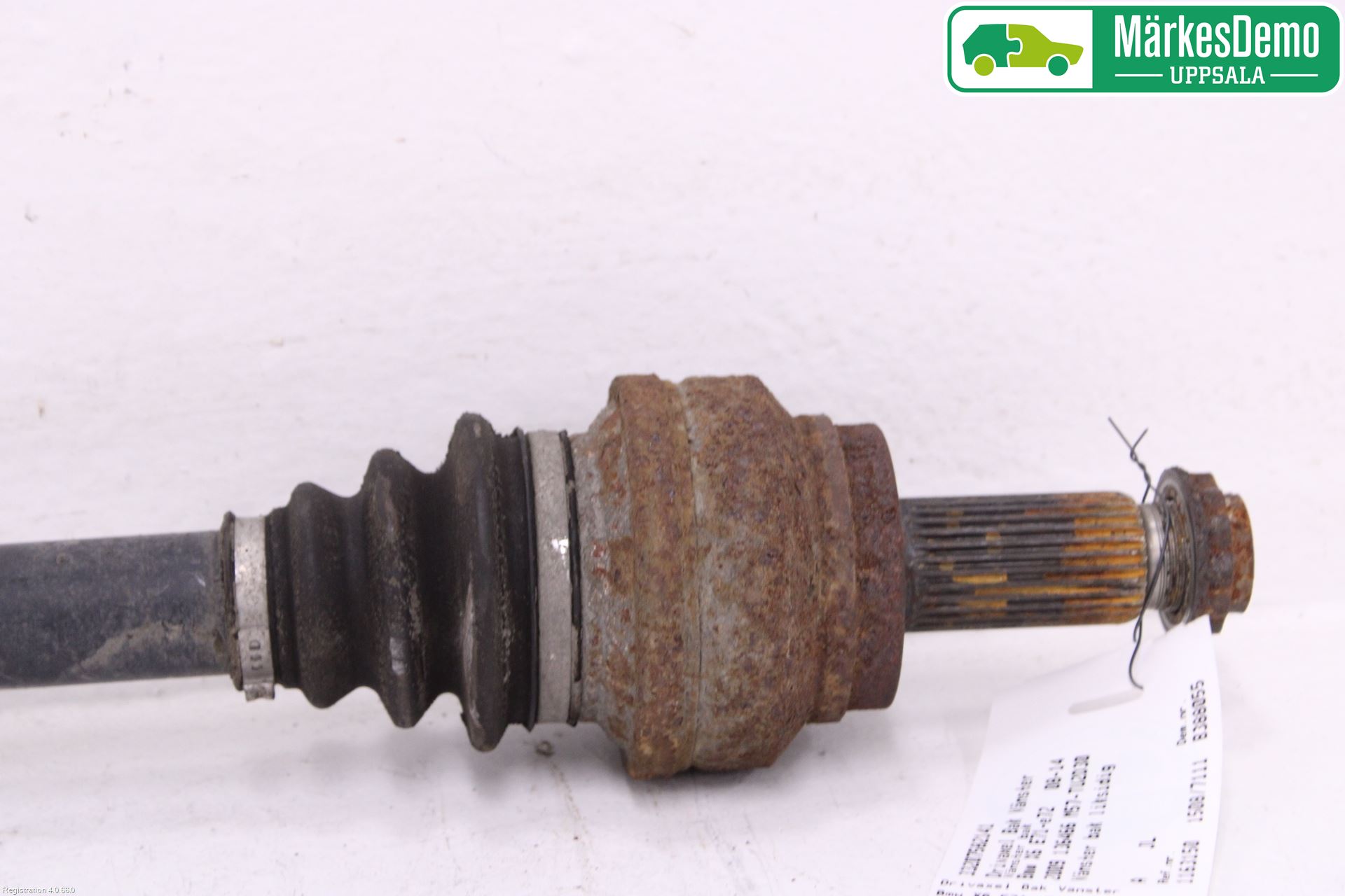 BMW X6 E71/E72   08-14 Drivaxel Bak Vänster