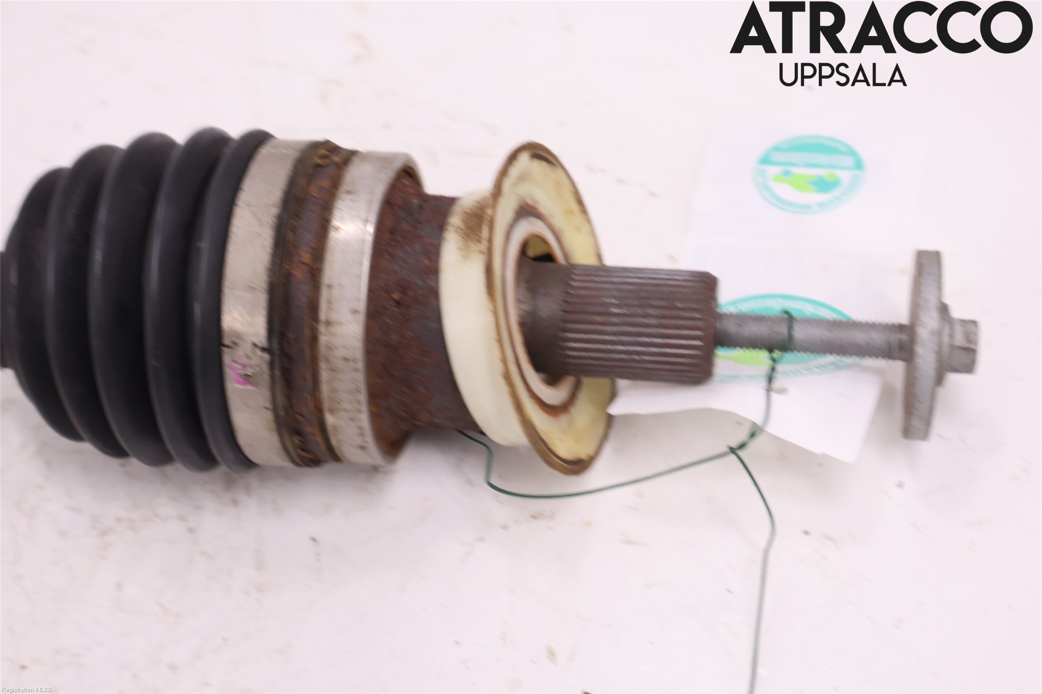 Volvo V60 11-13 Drivaxel Bak Höger