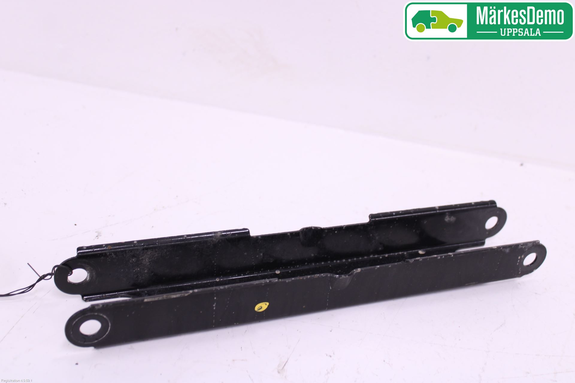 BMW 1 E87/81 5D/3D 03-11 Bärarm Bak Vänster