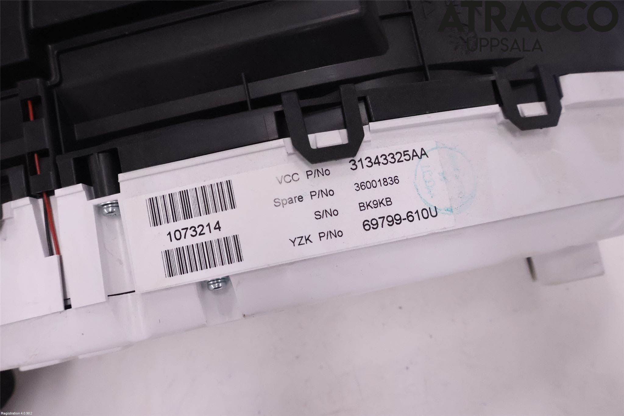 Volvo V70 08-13 Instrument Hast