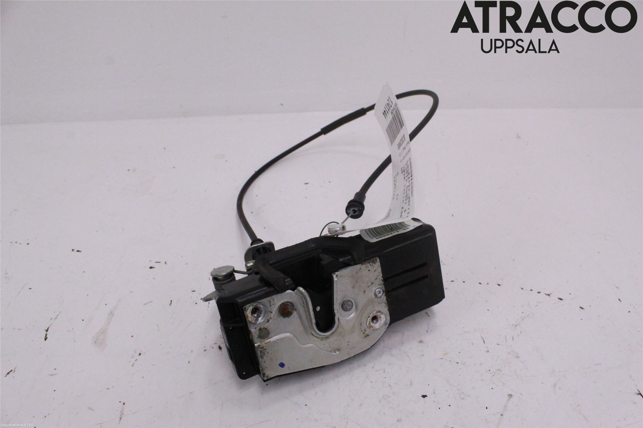 Tesla MODEL S 13- Låskista-Dörrlås