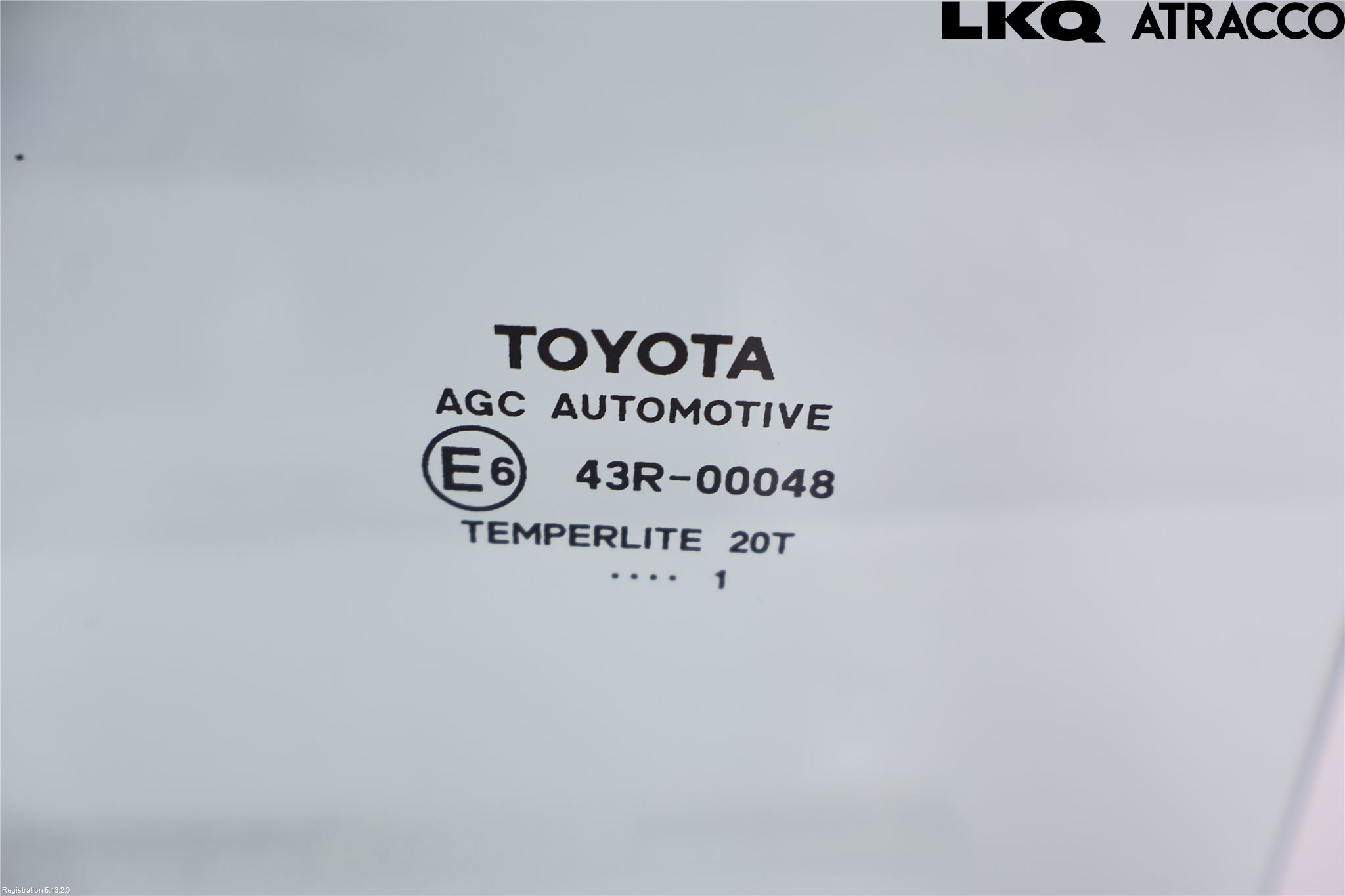 Toyota YARIS XP21 20- Dörruta Bak Höger