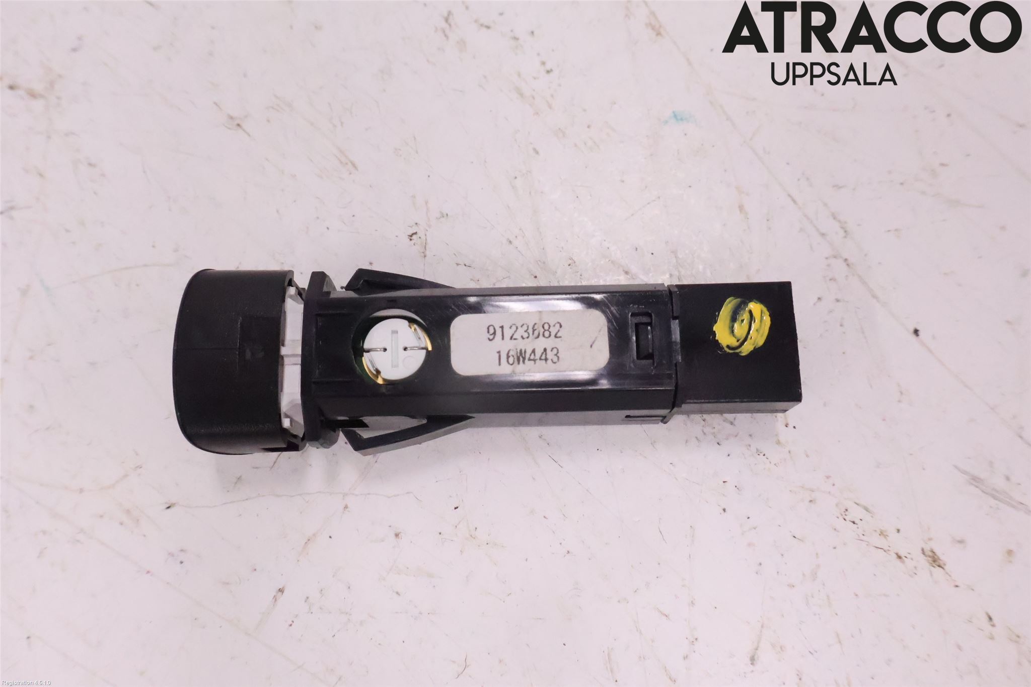 Volvo V40 12-19 Strömställare Varnings