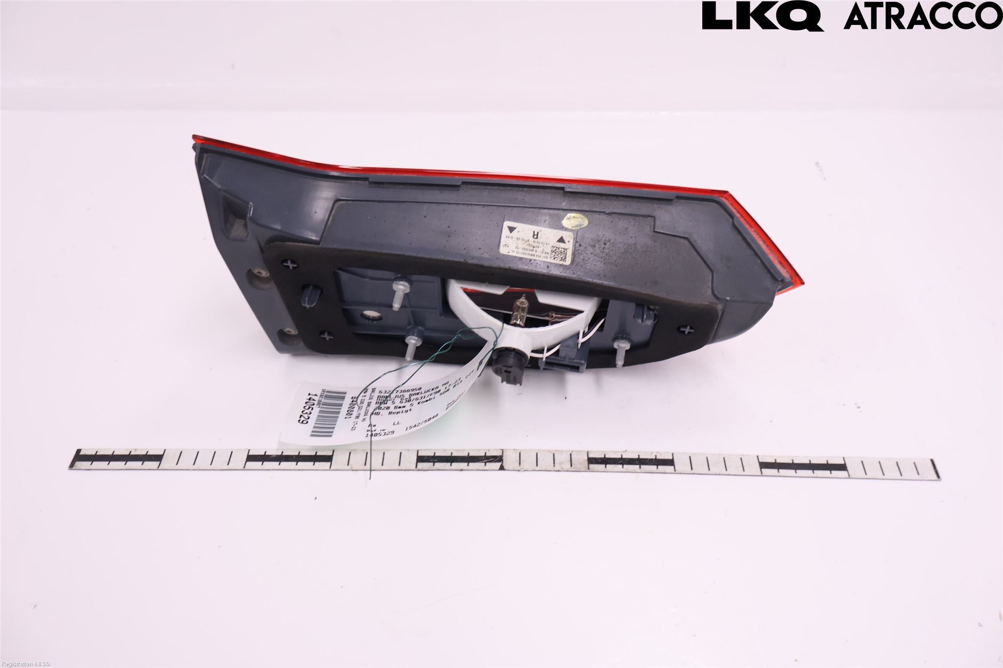 BMW 5 G30/G31/F90 17-23 Bakljus Lucka Hö