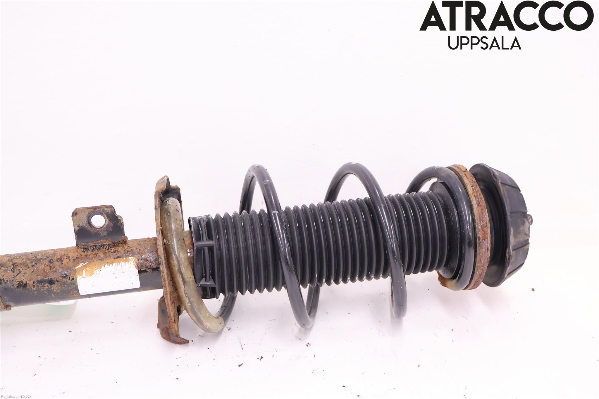 Suzuki SWIFT 11-16 Fjäderben Fram Vänster