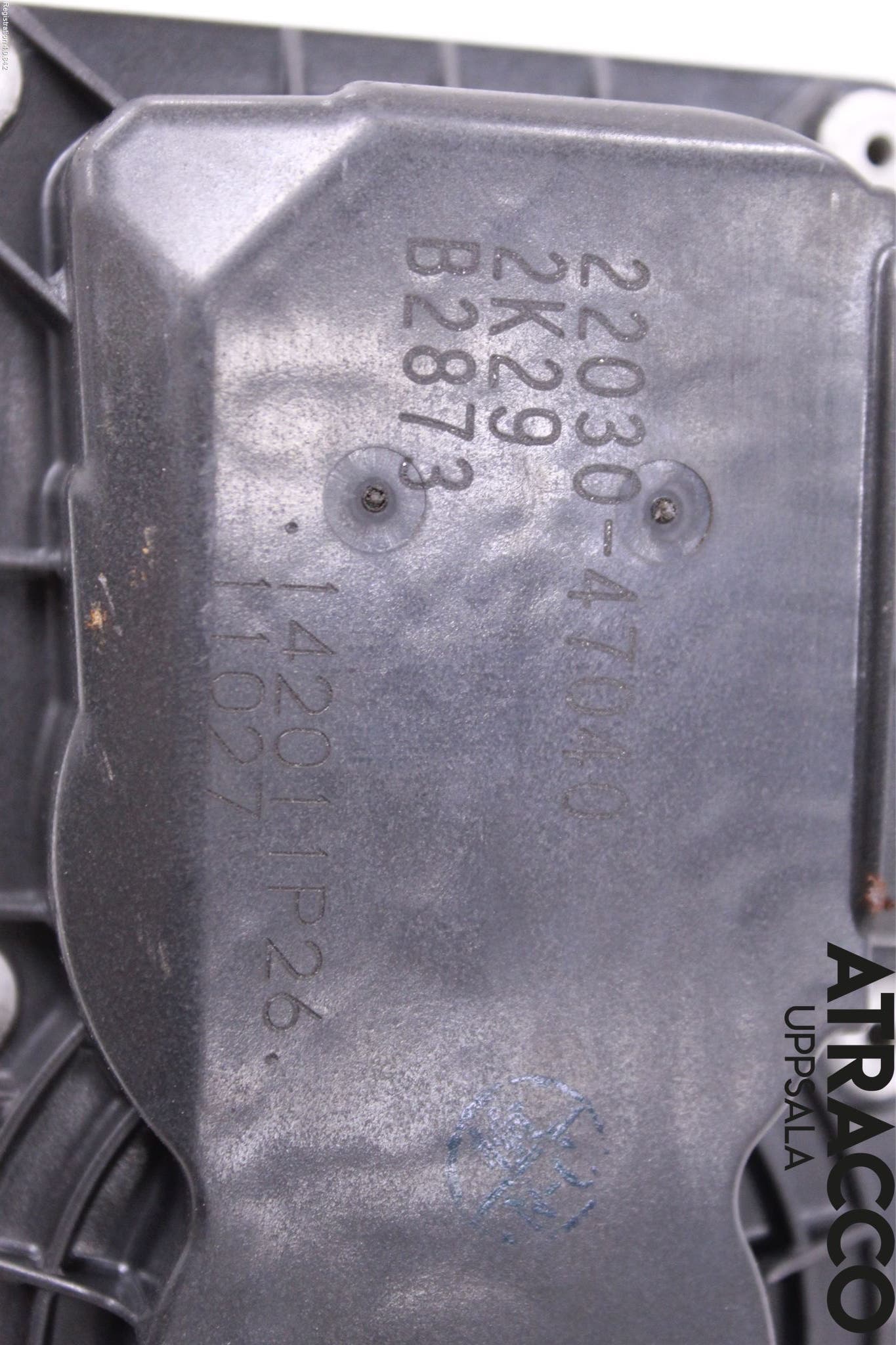 Toyota YARIS XP130 12-14 Injspjällhus