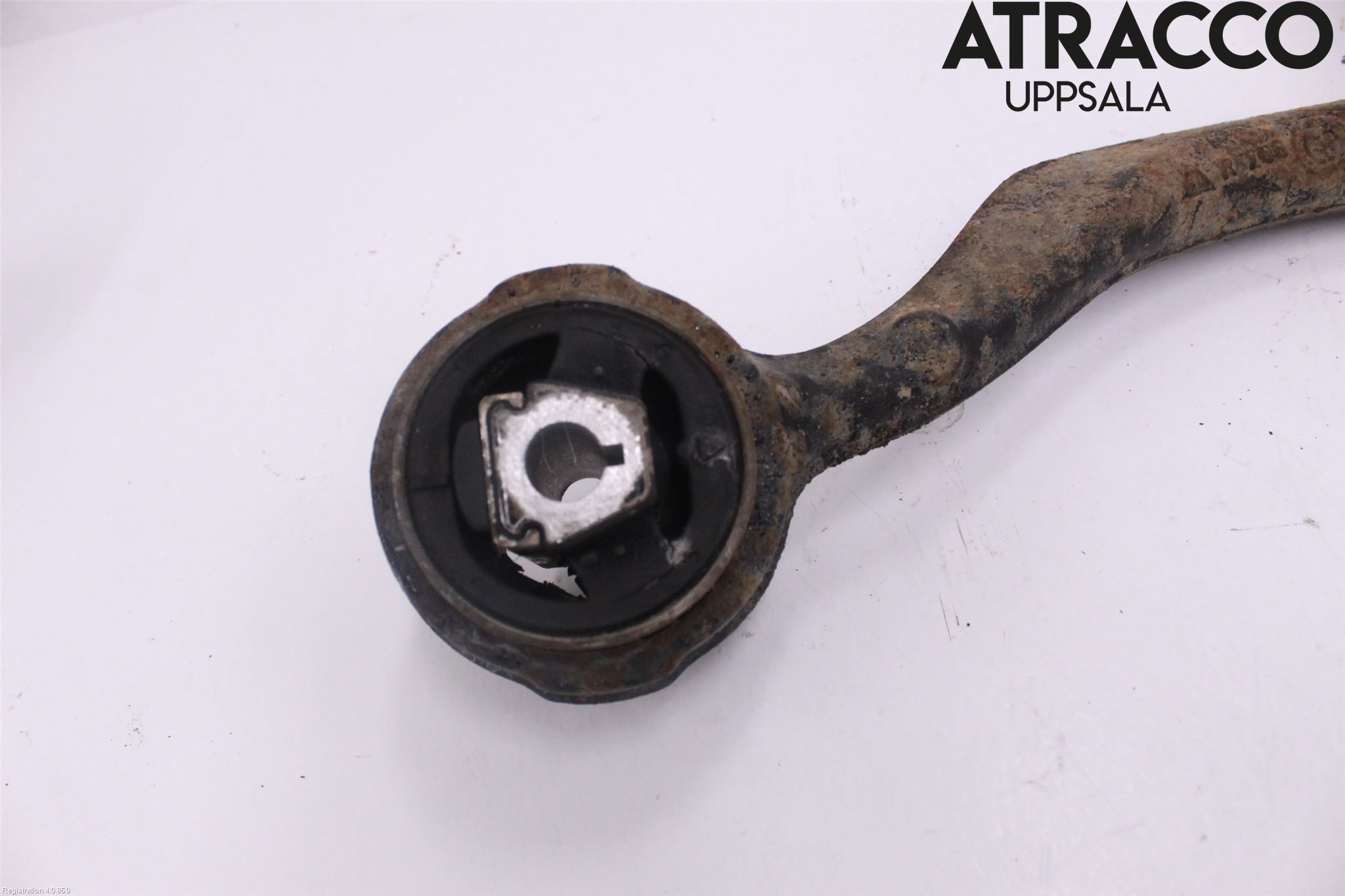 BMW X5 E53     99-06 Bärarm Fram Undre Hö