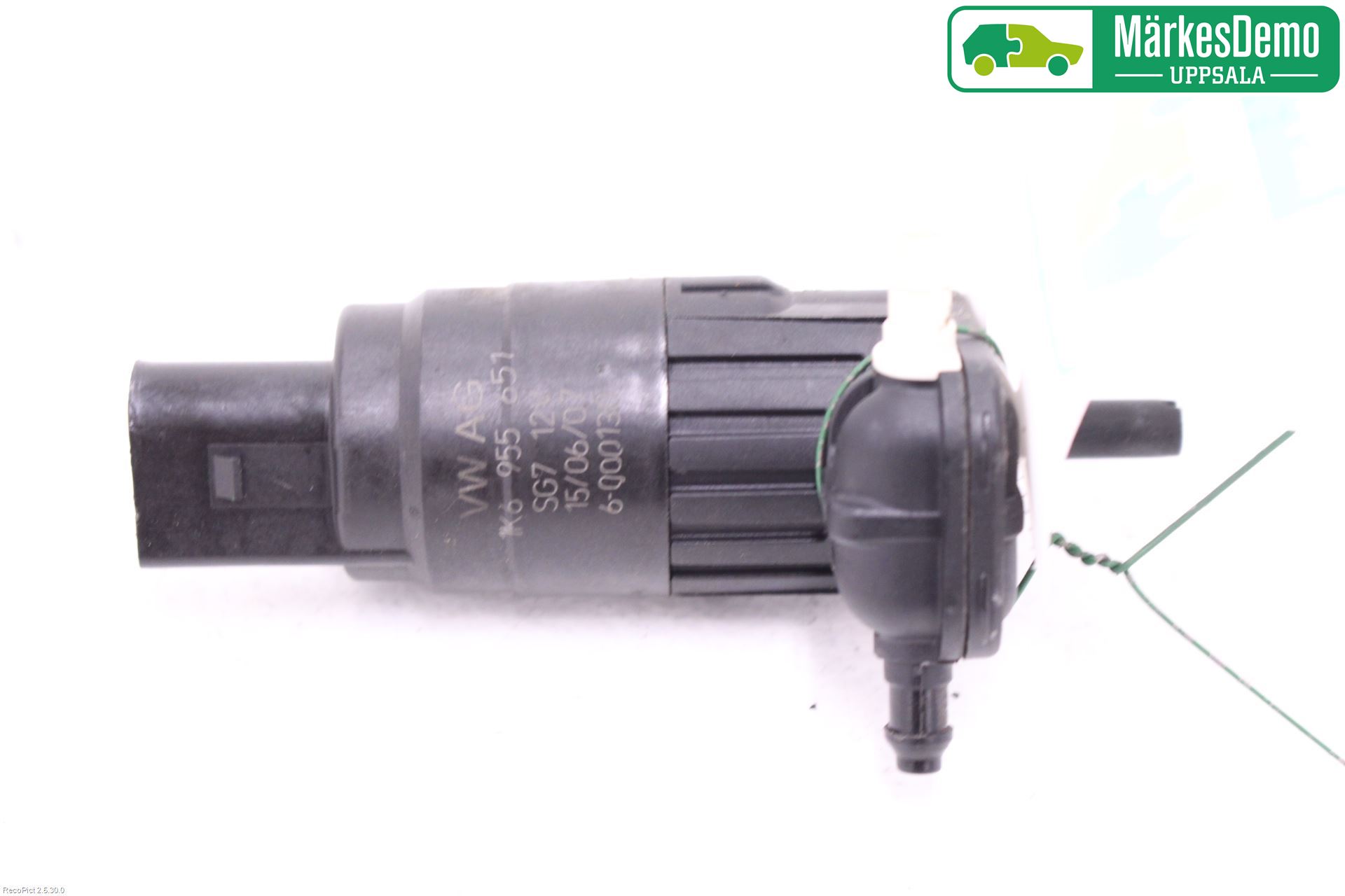 Volkswagen VW GOLF V 04-09 Spolarpump Vindruta
