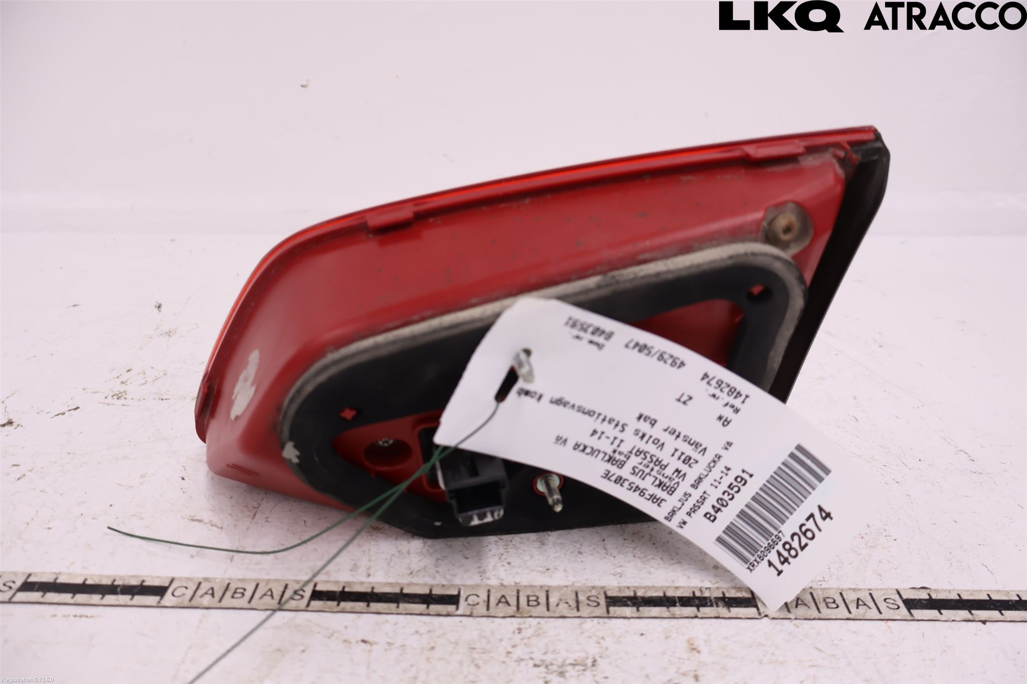 Volkswagen VW PASSAT 11-14 Bakljus Lucka Vä