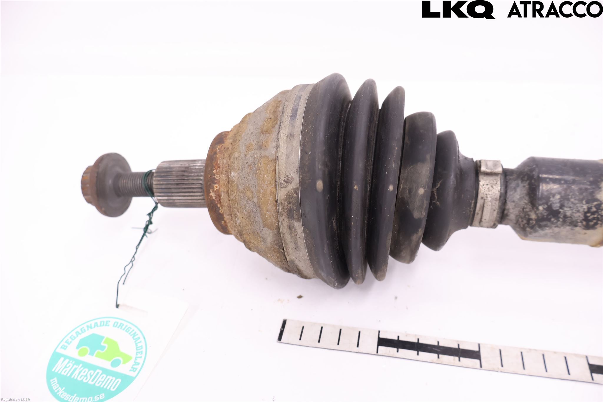 Volkswagen VW PASSAT 15-19 Drivaxel Fram Höger