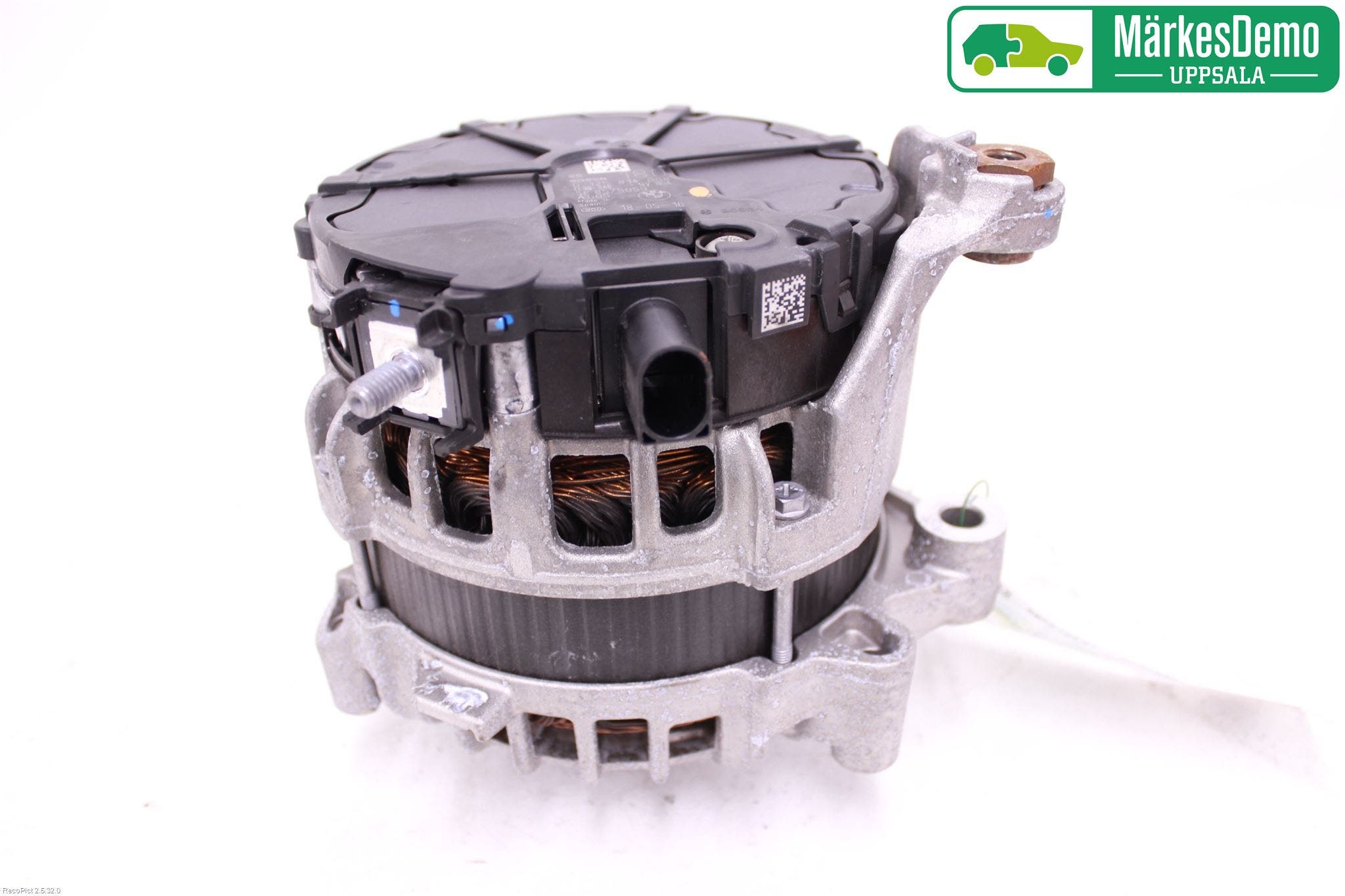 BMW 5 G30/G31/F90 17-23 Generator