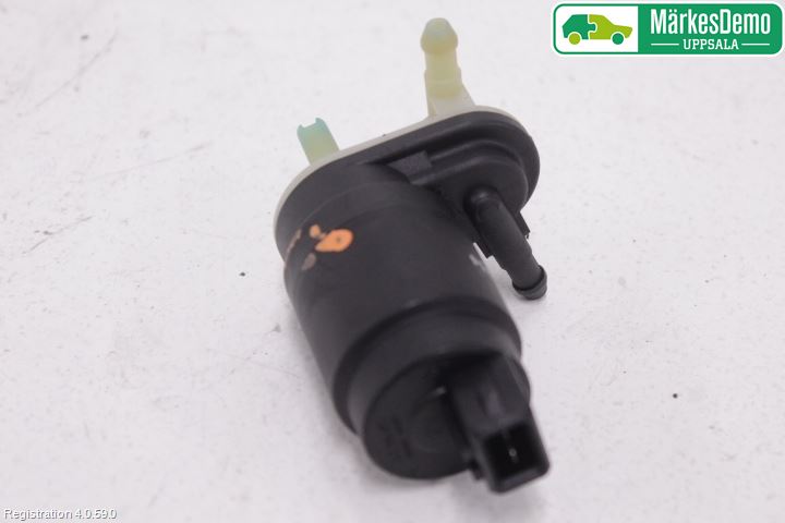 Opel VECTRA C 02-05 Spolarpump Vindruta