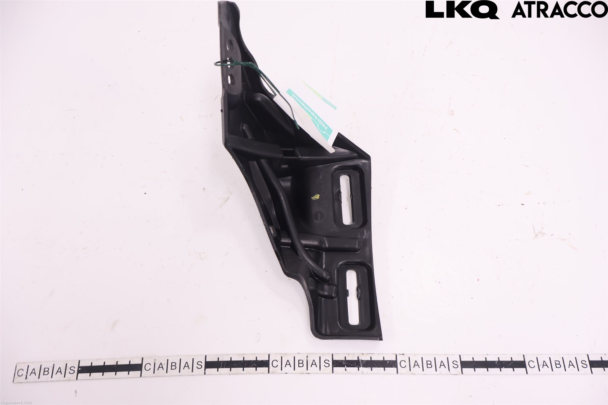 Opel CORSA F, CORSA-E 20- Skärmfäste Fram Hö