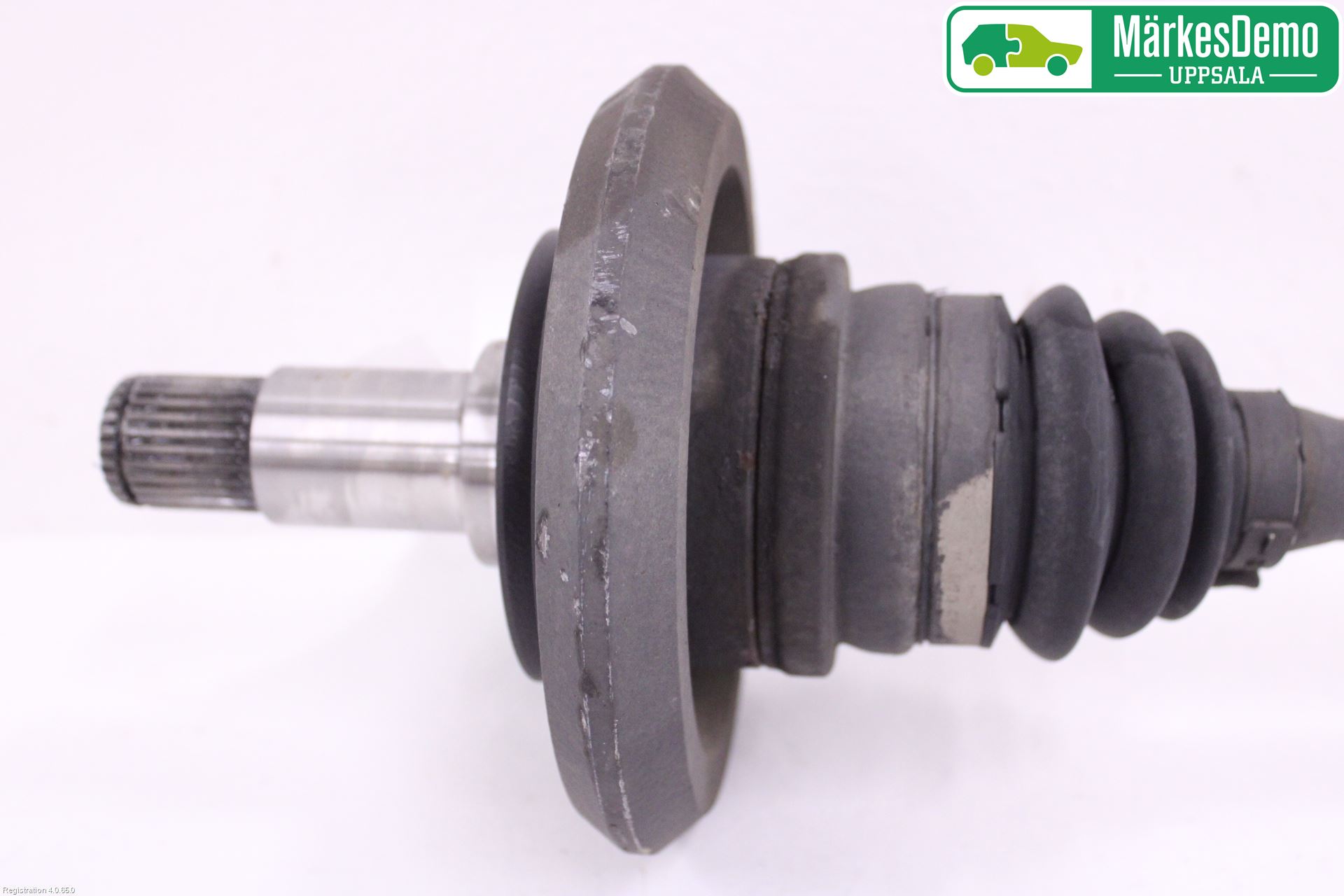 Mercedes-Benz MB C-KLASS (W205) 14-21 Drivaxel Bak Vänster