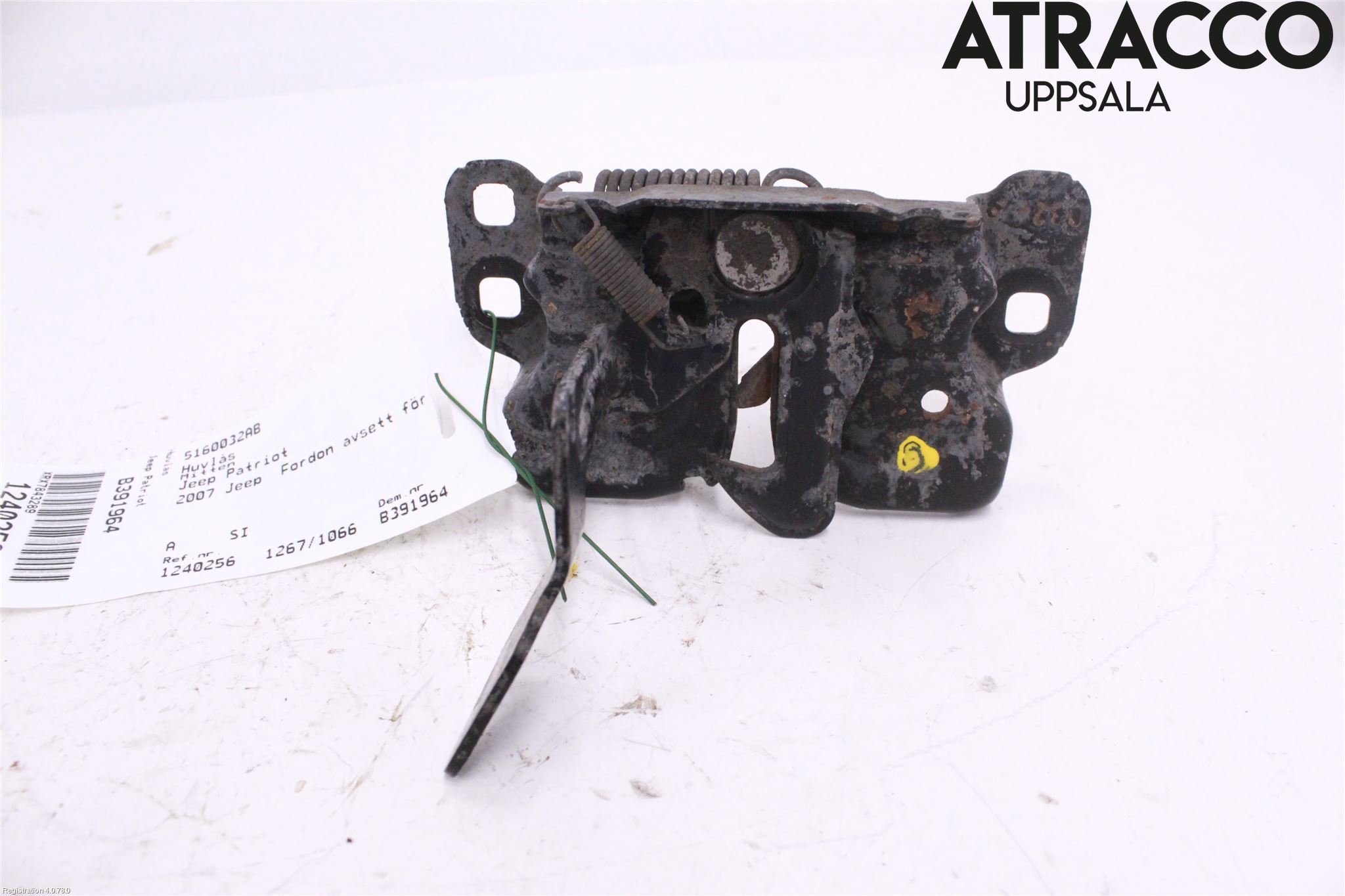 Jeep PATRIOT Huvlås