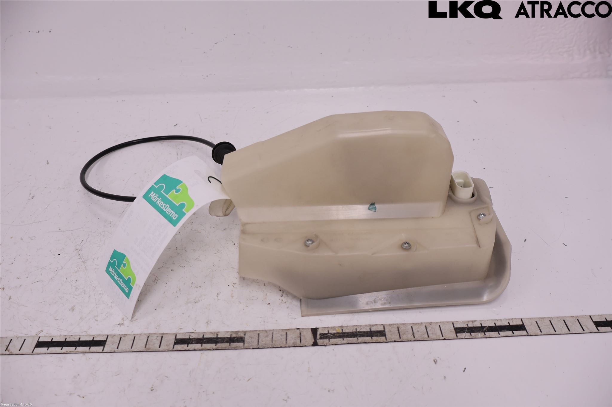 Tesla MODEL 3 17- Låskista-Dörrlås