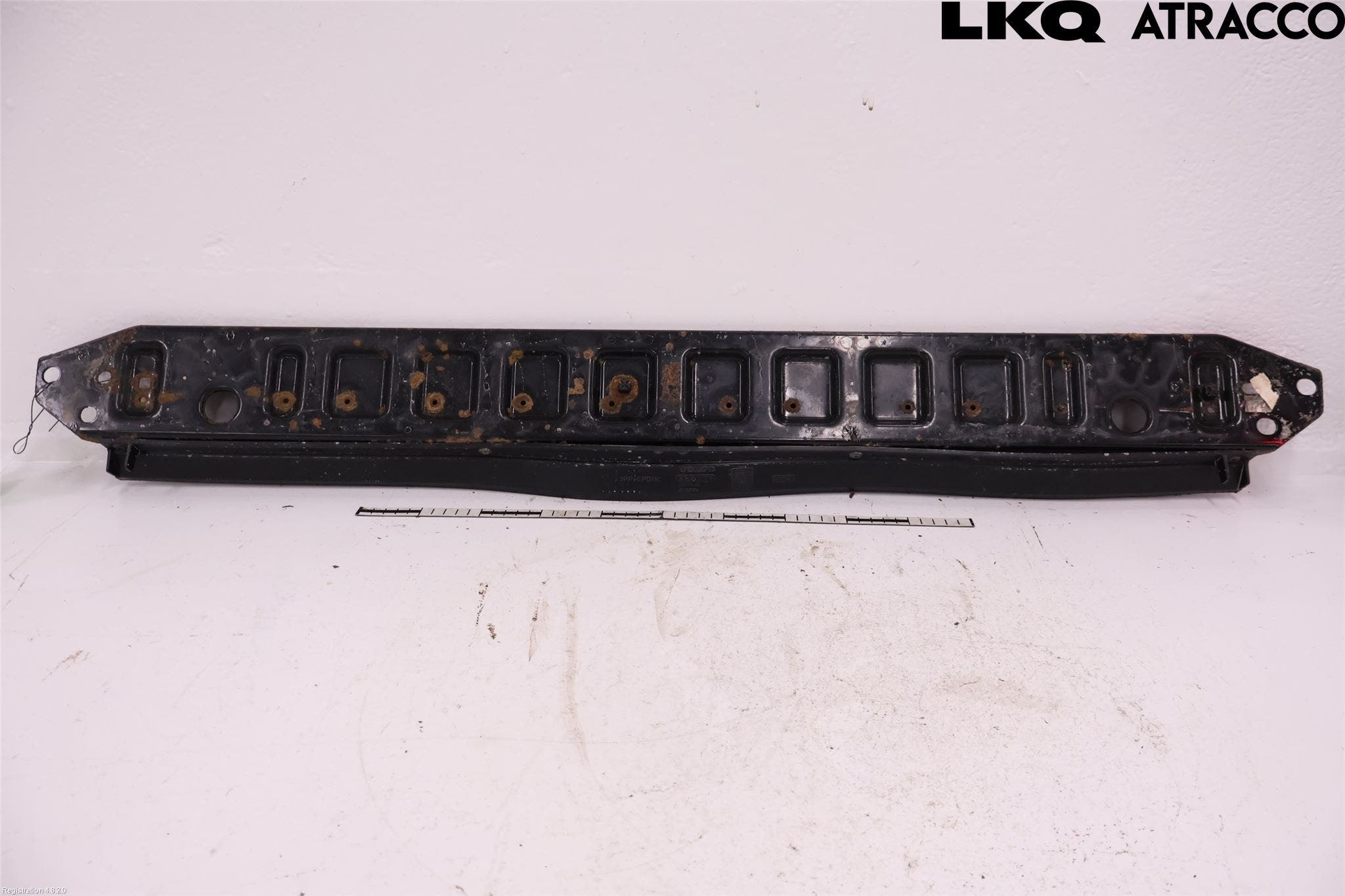 Volvo V70 08-13 Kylarfäste-Ram-Balk