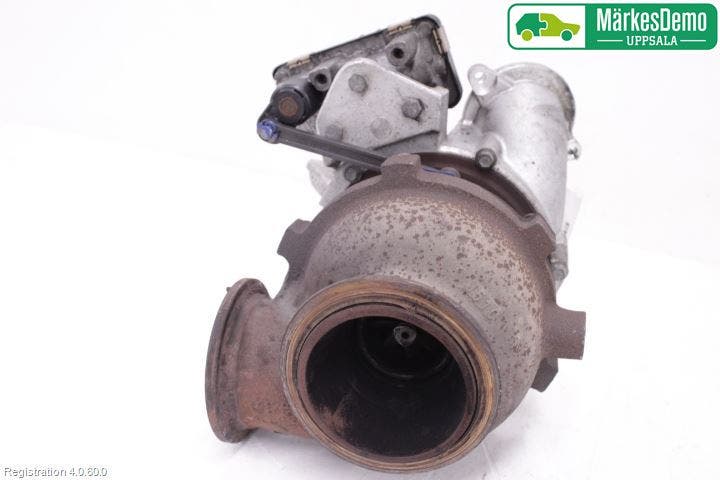 BMW 5 F10/F11/F18 09-17 Turboaggregat